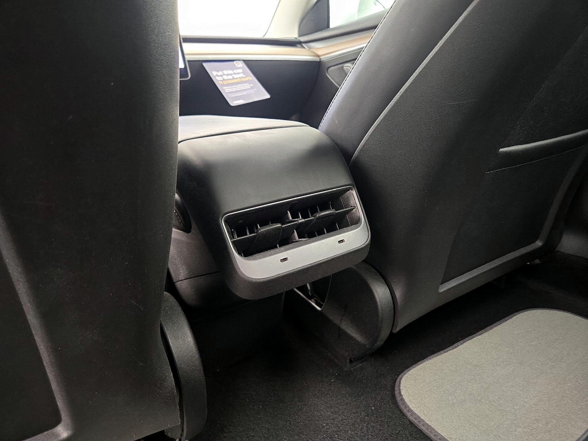 Thumbnail: 2023 Tesla Model 3 - 18