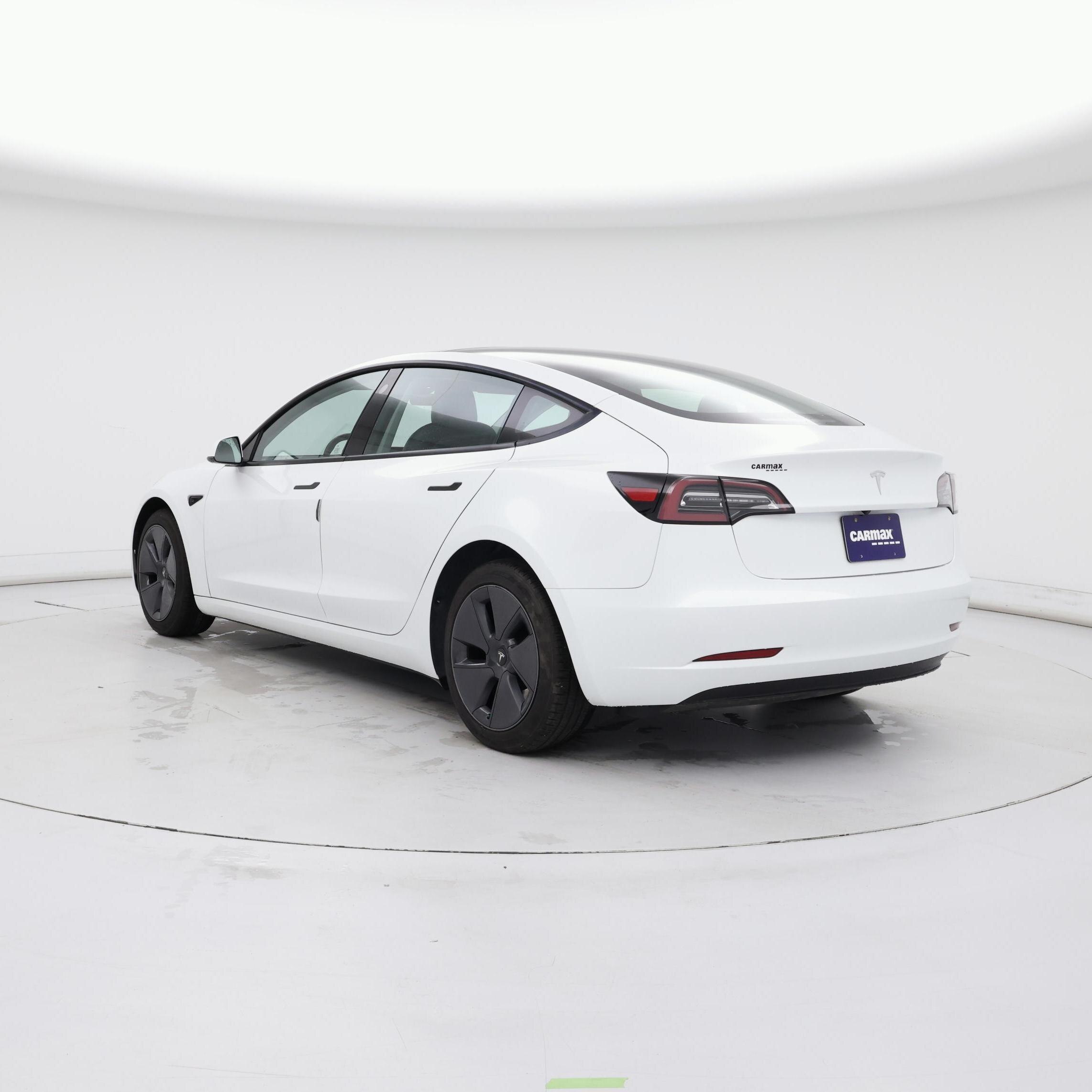 Thumbnail: 2023 Tesla Model 3 - 2