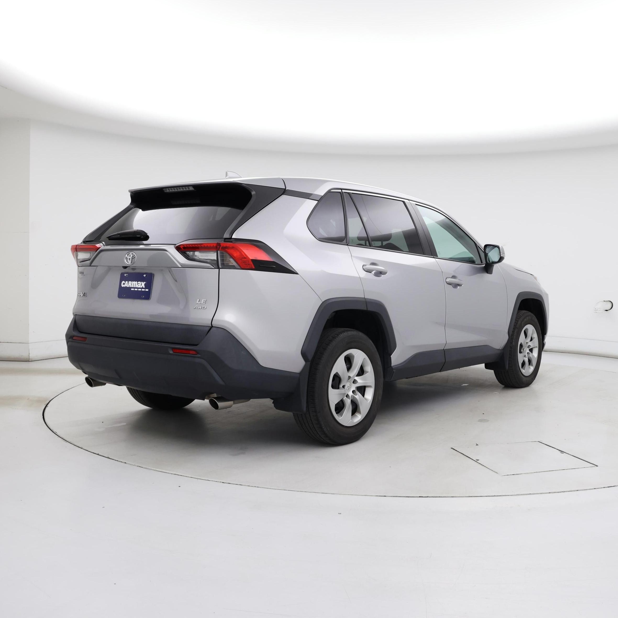 Thumbnail: 2023 Toyota RAV4 - 8