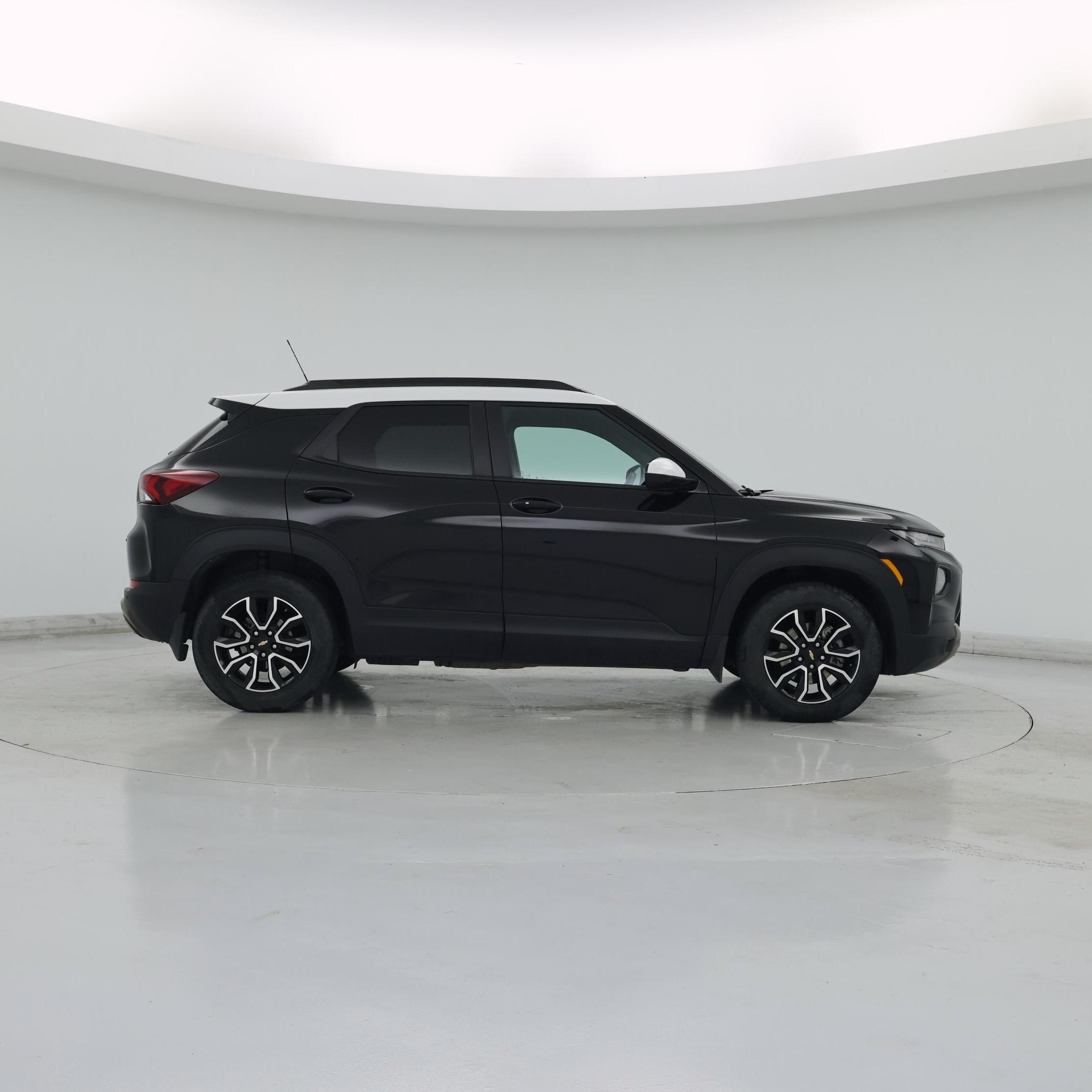 Thumbnail: 2021 Chevrolet TrailBlazer - 7