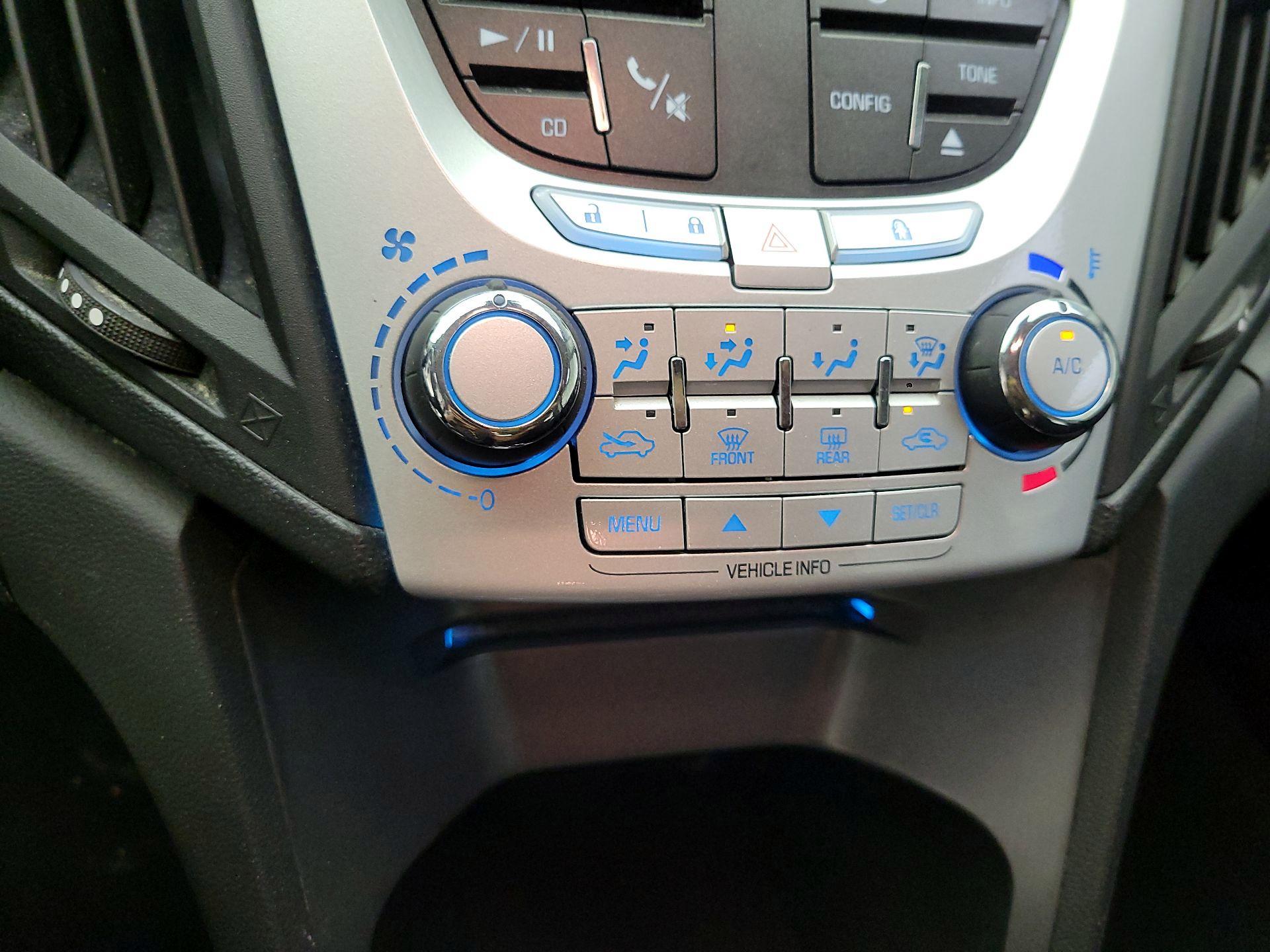 Thumbnail: 2015 Chevrolet Equinox - 12