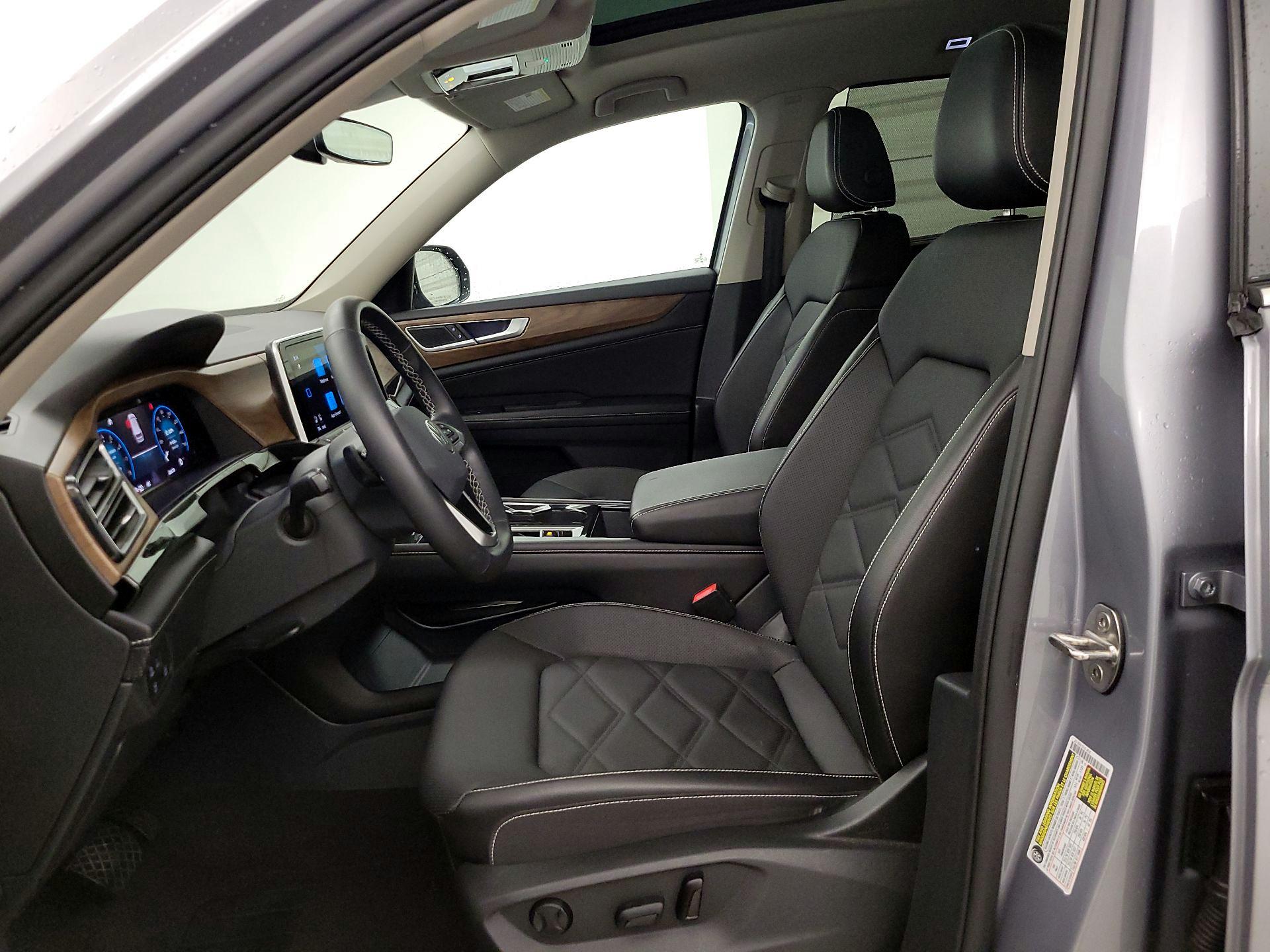 Thumbnail: 2024 Volkswagen Atlas - 11
