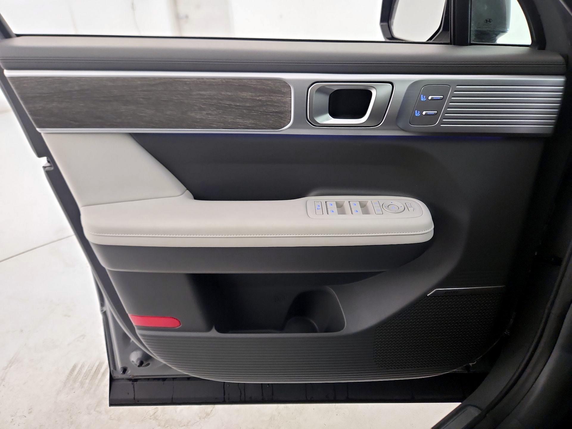 Thumbnail: 2024 Hyundai Santa Fe - 12