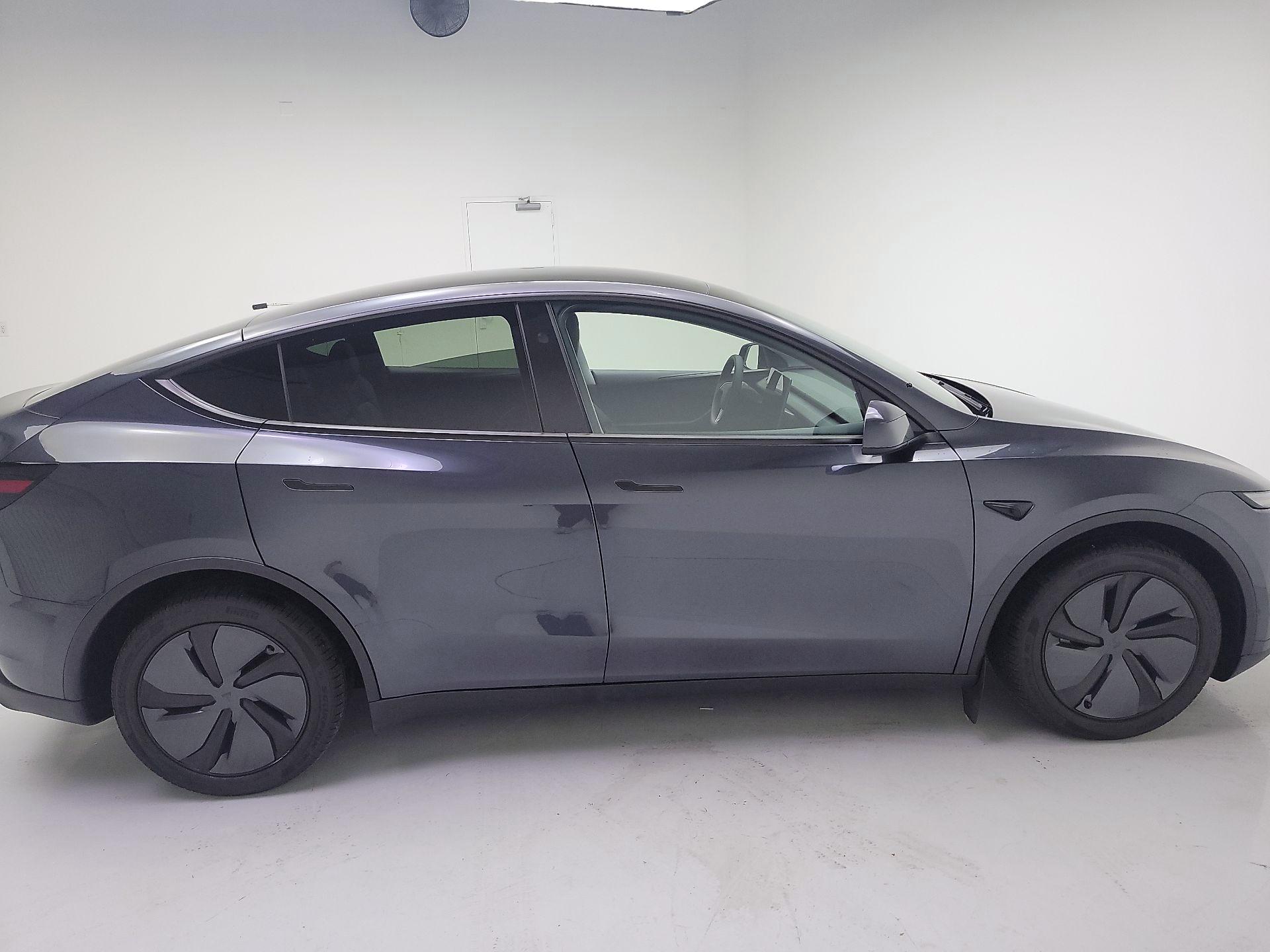 Thumbnail: 2026 Tesla Model Y - 4