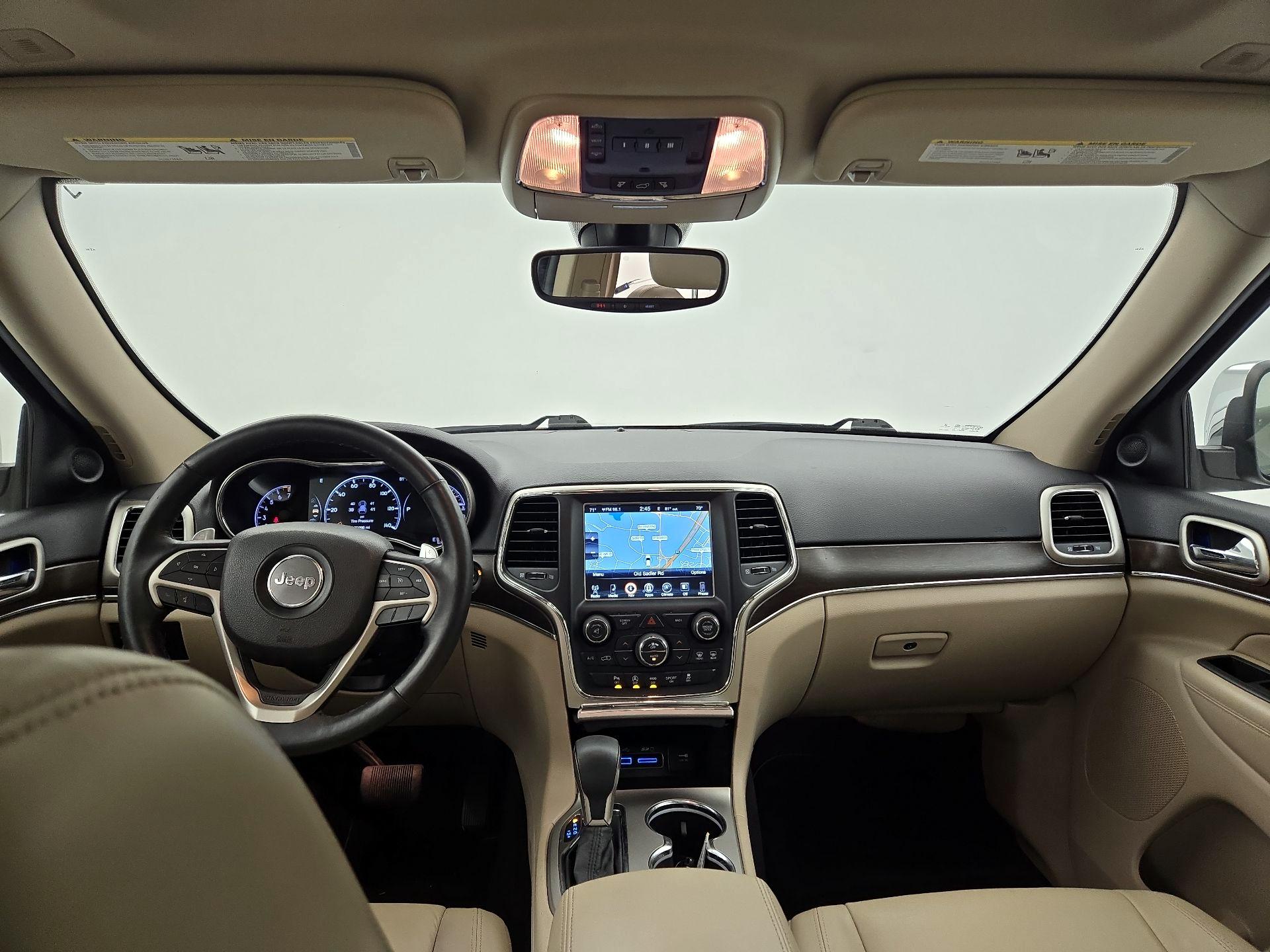 Thumbnail: 2017 Jeep Grand Cherokee - 9