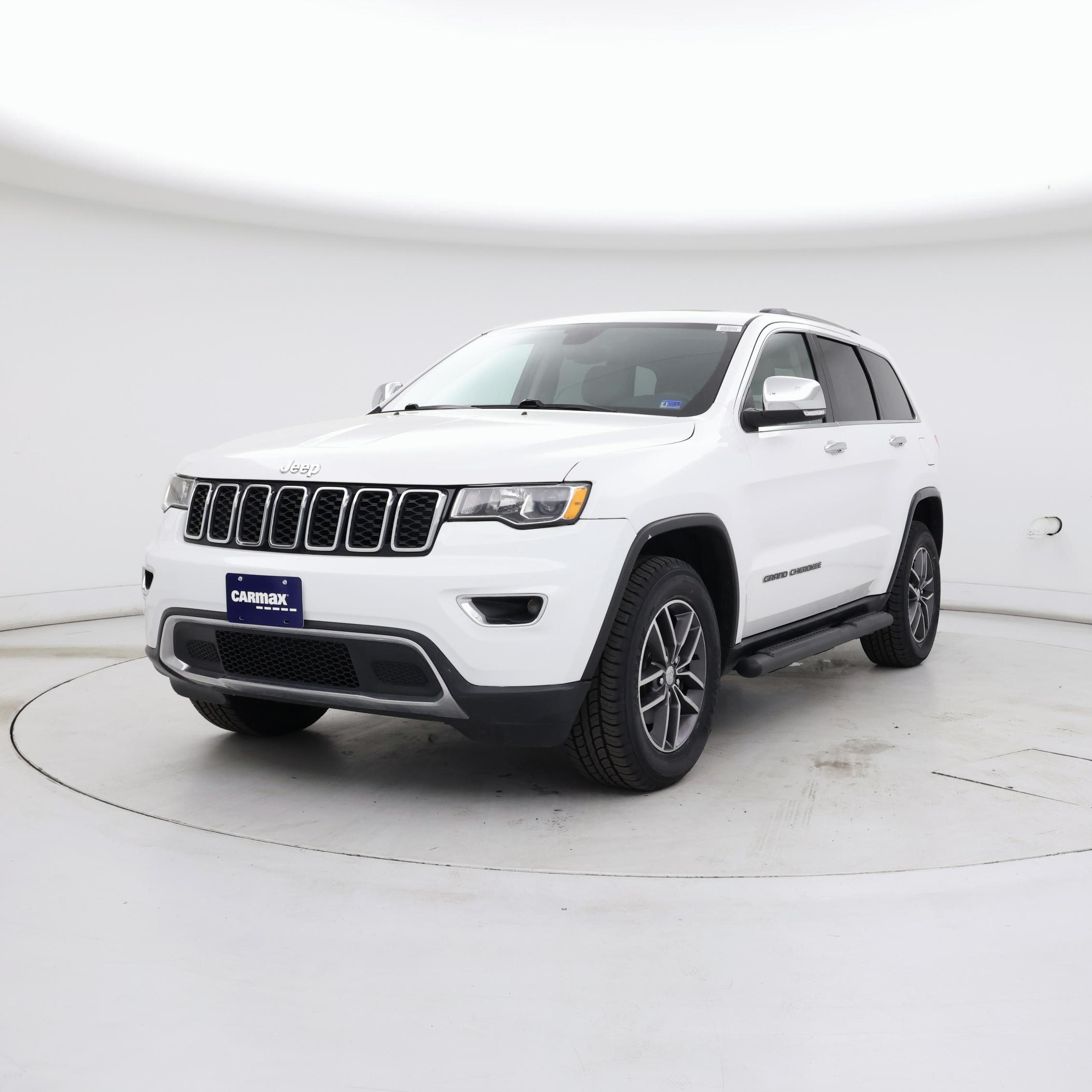 Thumbnail: 2017 Jeep Grand Cherokee - 4