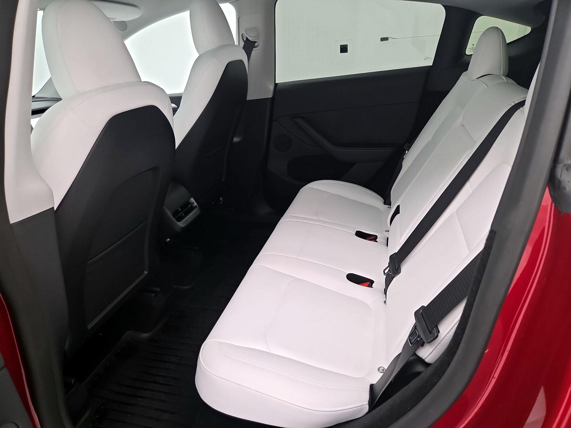 Thumbnail: 2024 Tesla Model Y - 18