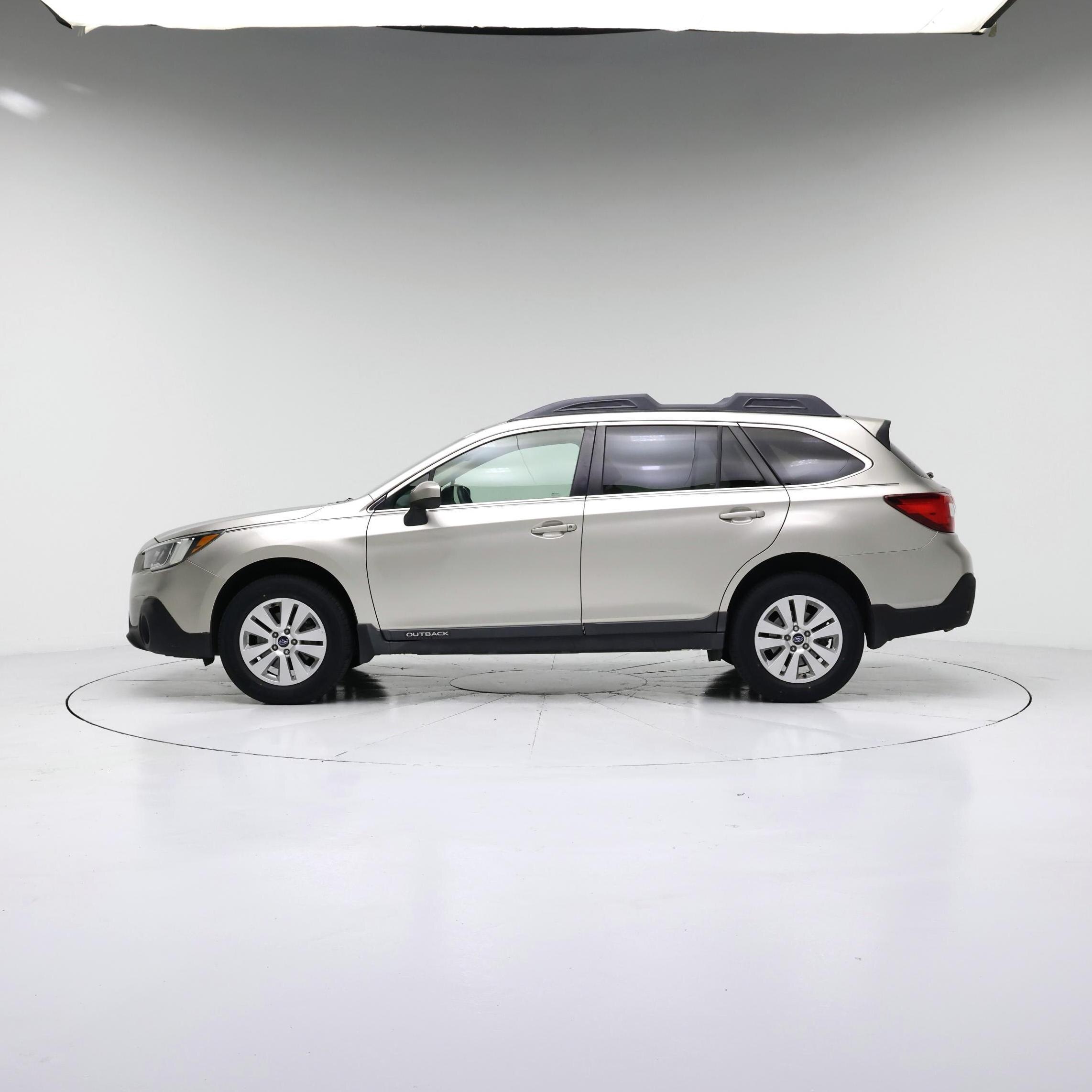 Thumbnail: 2018 Subaru Outback - 3