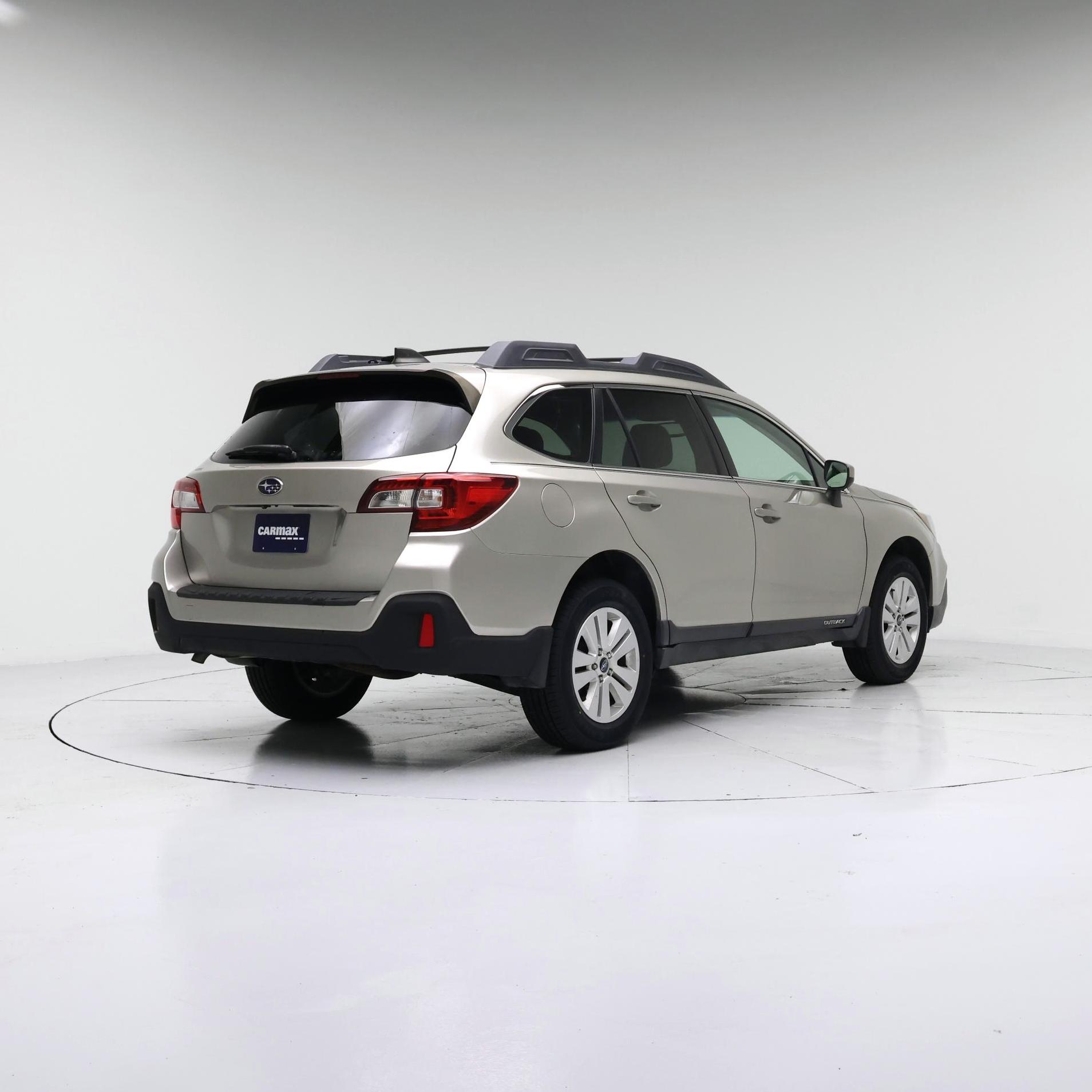 Thumbnail: 2018 Subaru Outback - 8