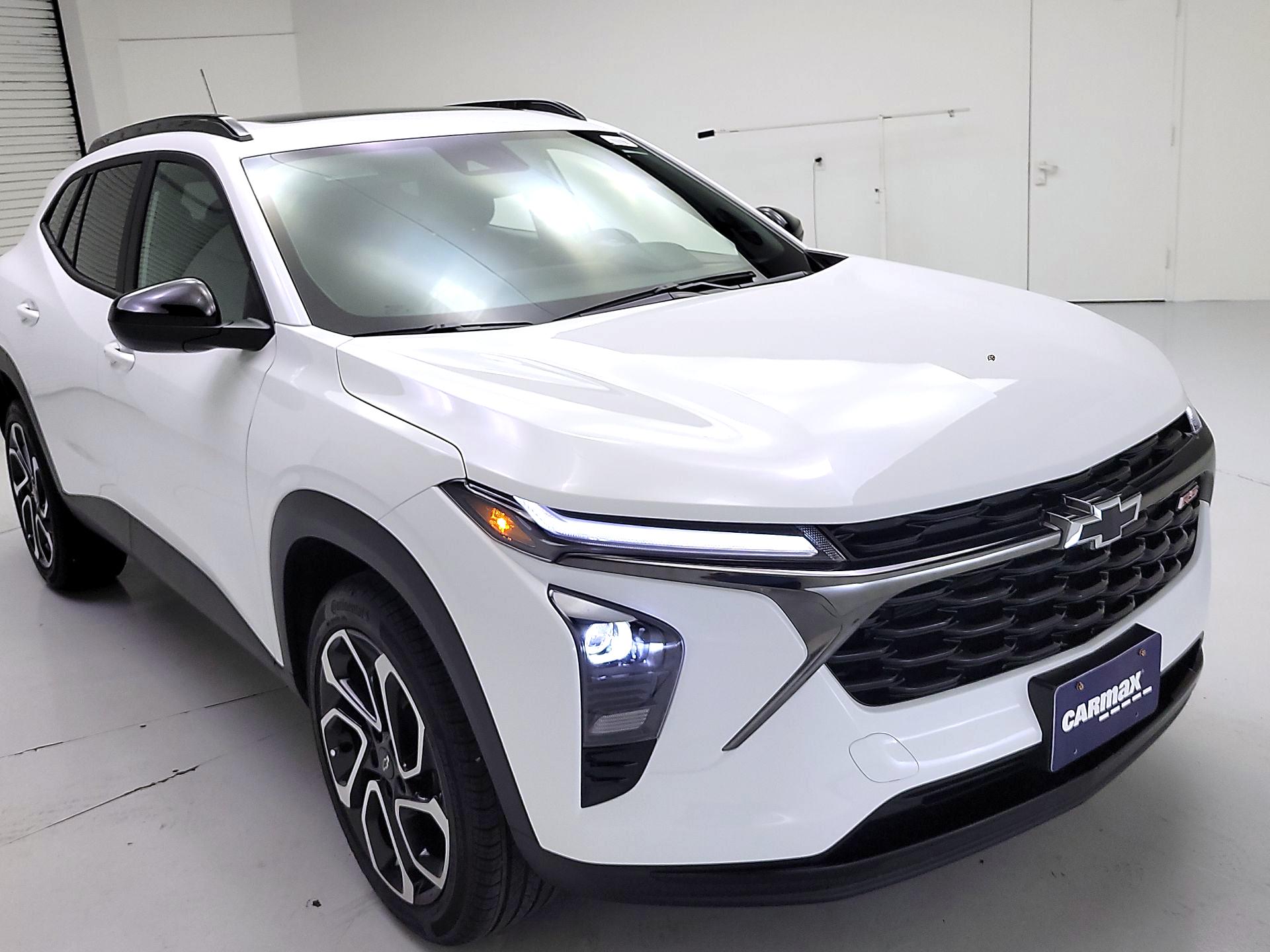 Thumbnail: 2024 Chevrolet Trax - 1