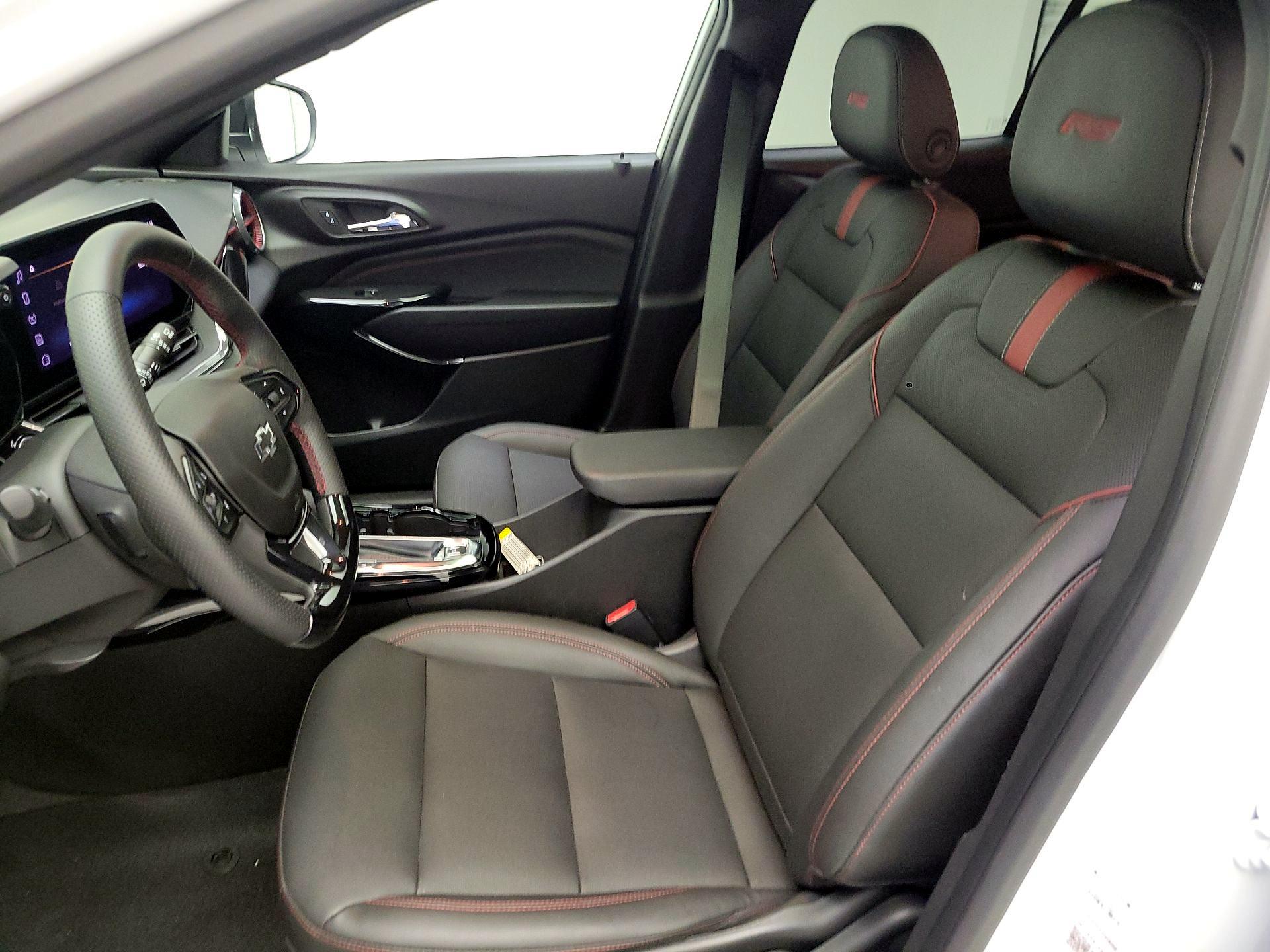Thumbnail: 2024 Chevrolet Trax - 9