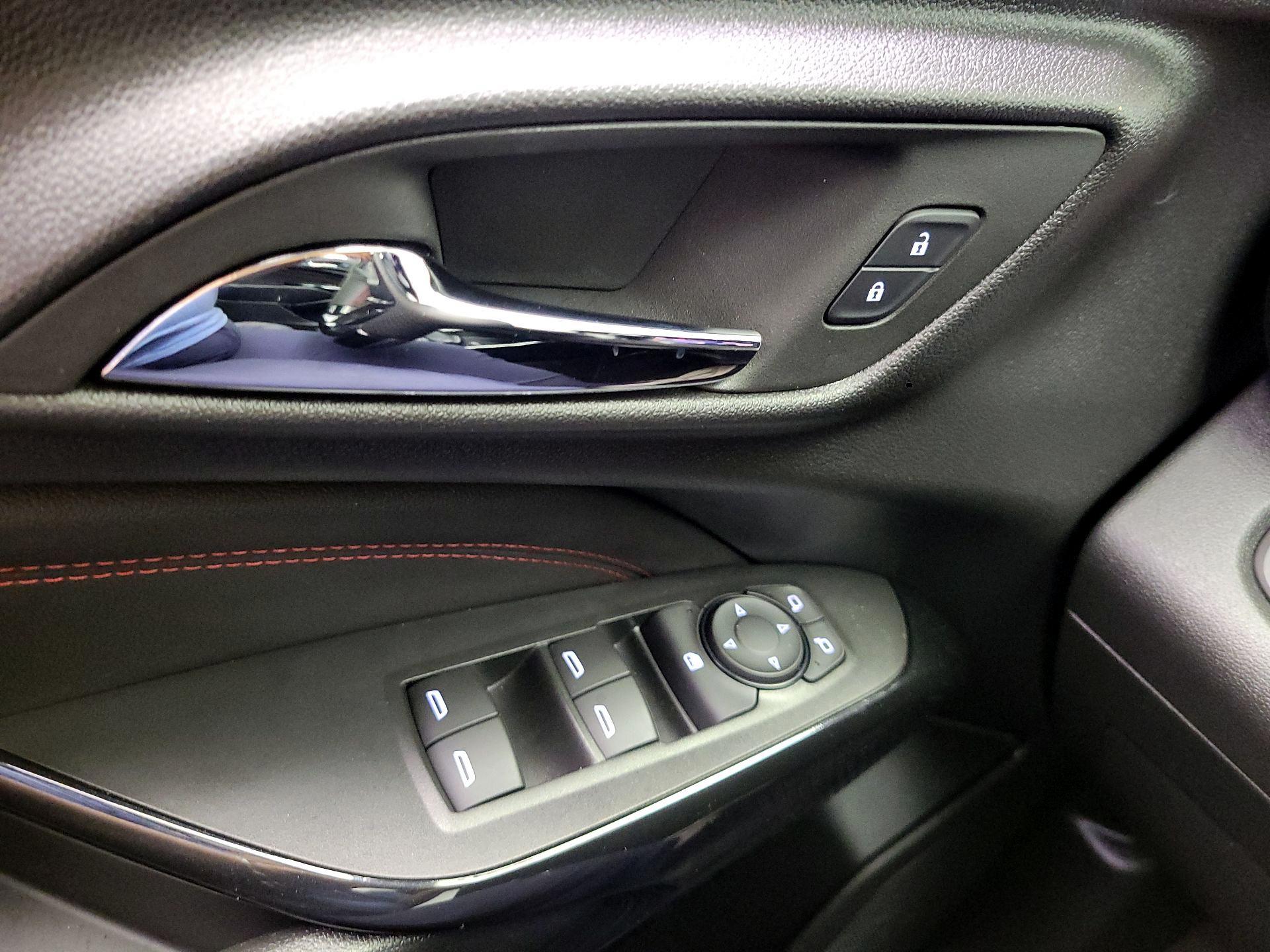 Thumbnail: 2024 Chevrolet Trax - 10