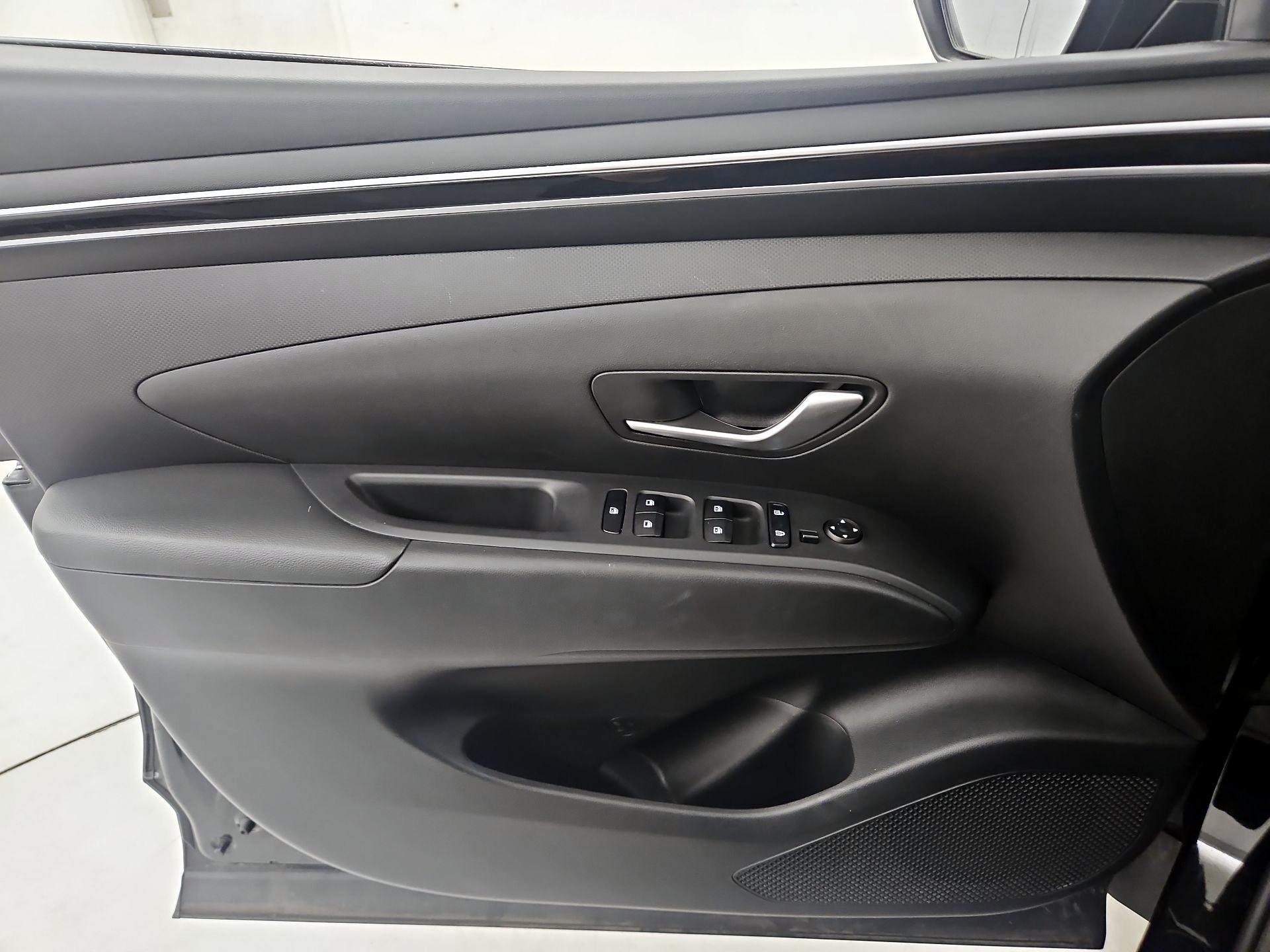 Thumbnail: 2023 Hyundai Tucson - 12