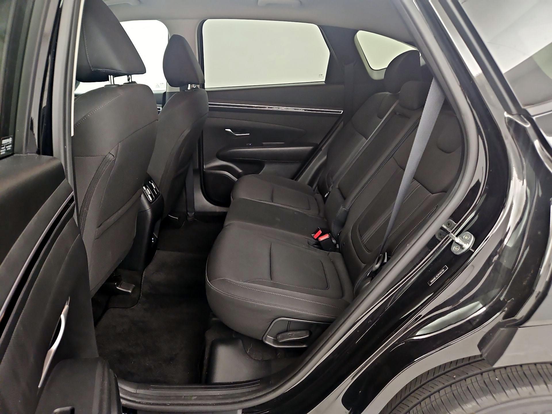 Thumbnail: 2023 Hyundai Tucson - 19