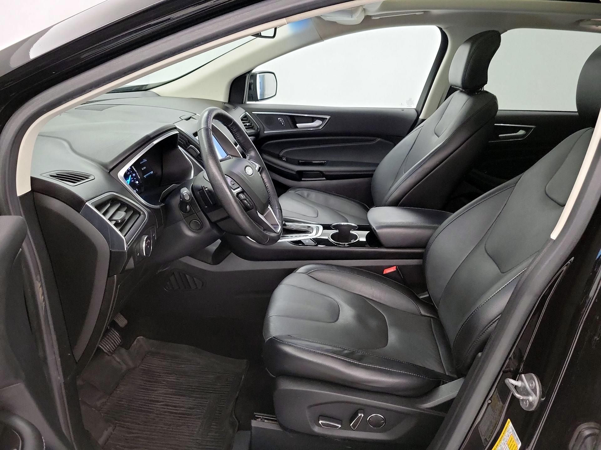 Thumbnail: 2018 Ford Edge - 11