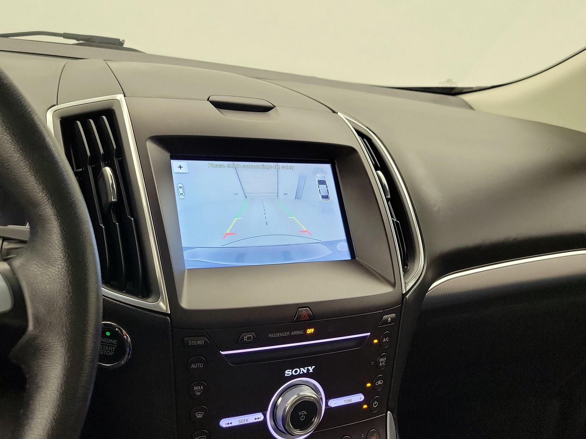 Thumbnail: 2018 Ford Edge - 15