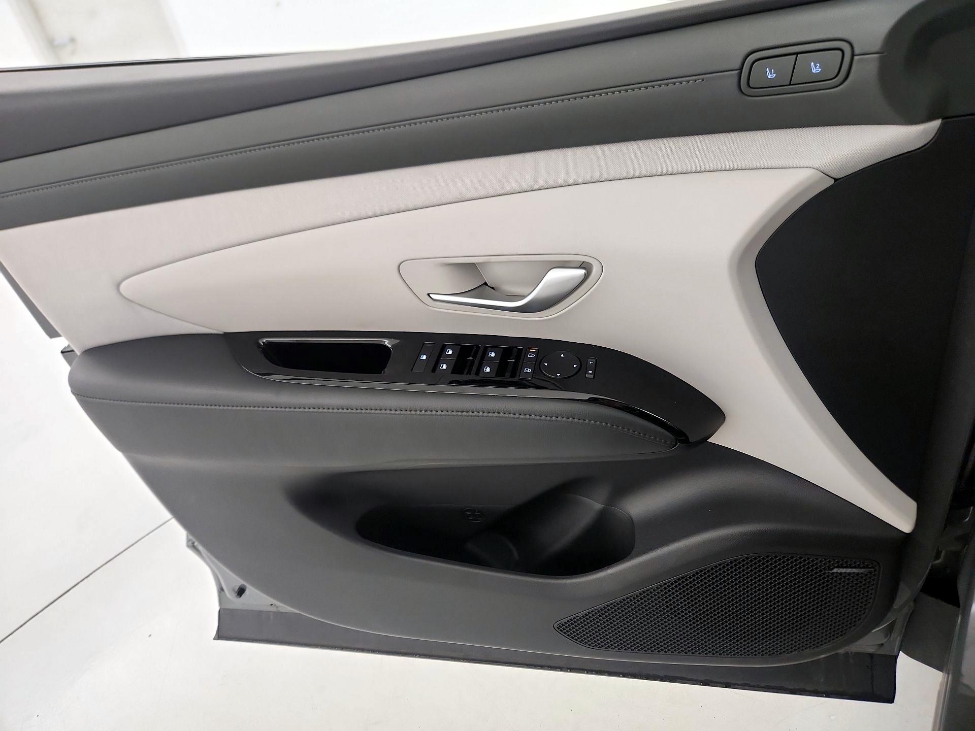 Thumbnail: 2025 Hyundai Tucson - 12