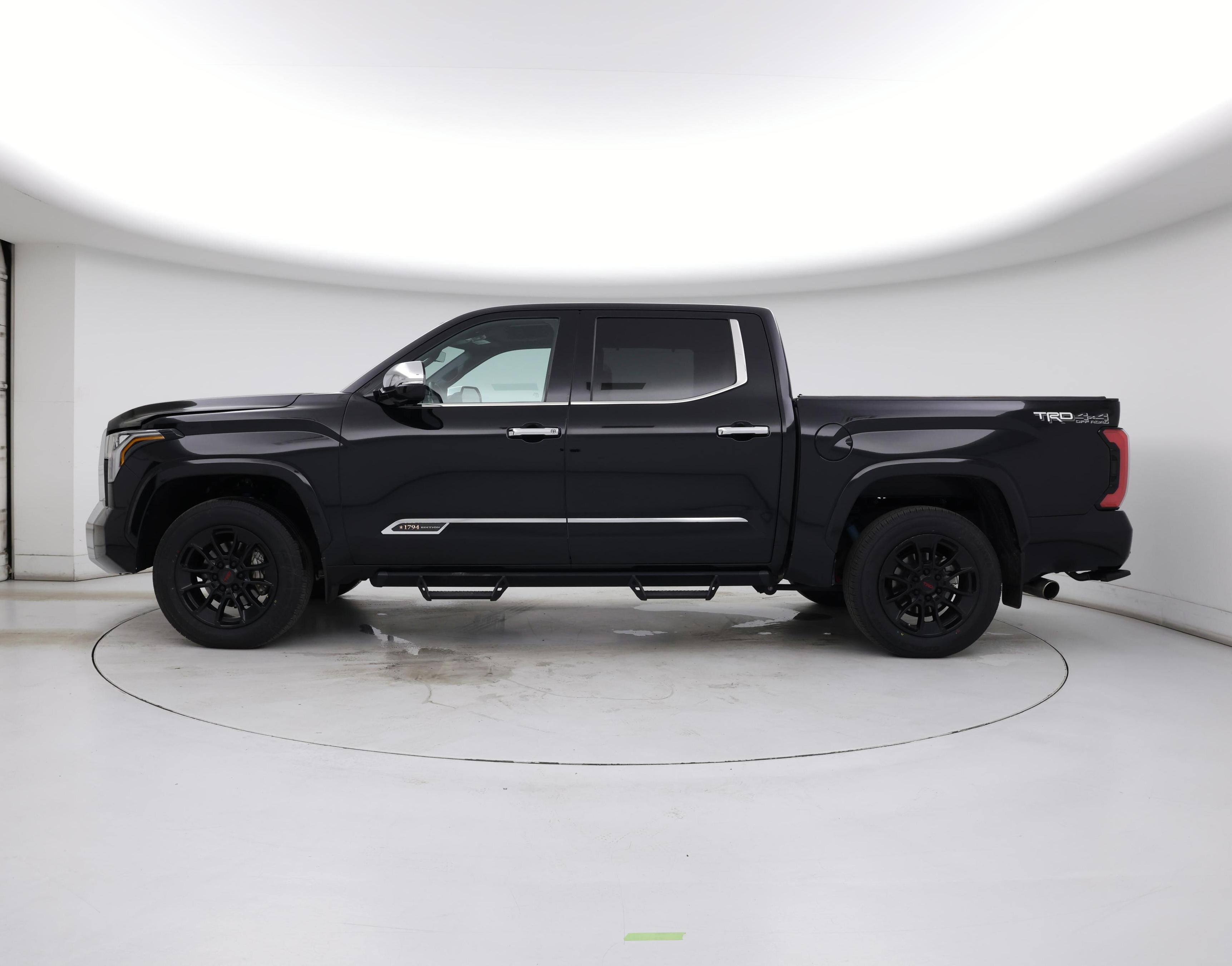 Thumbnail: 2023 Toyota Tundra - 3
