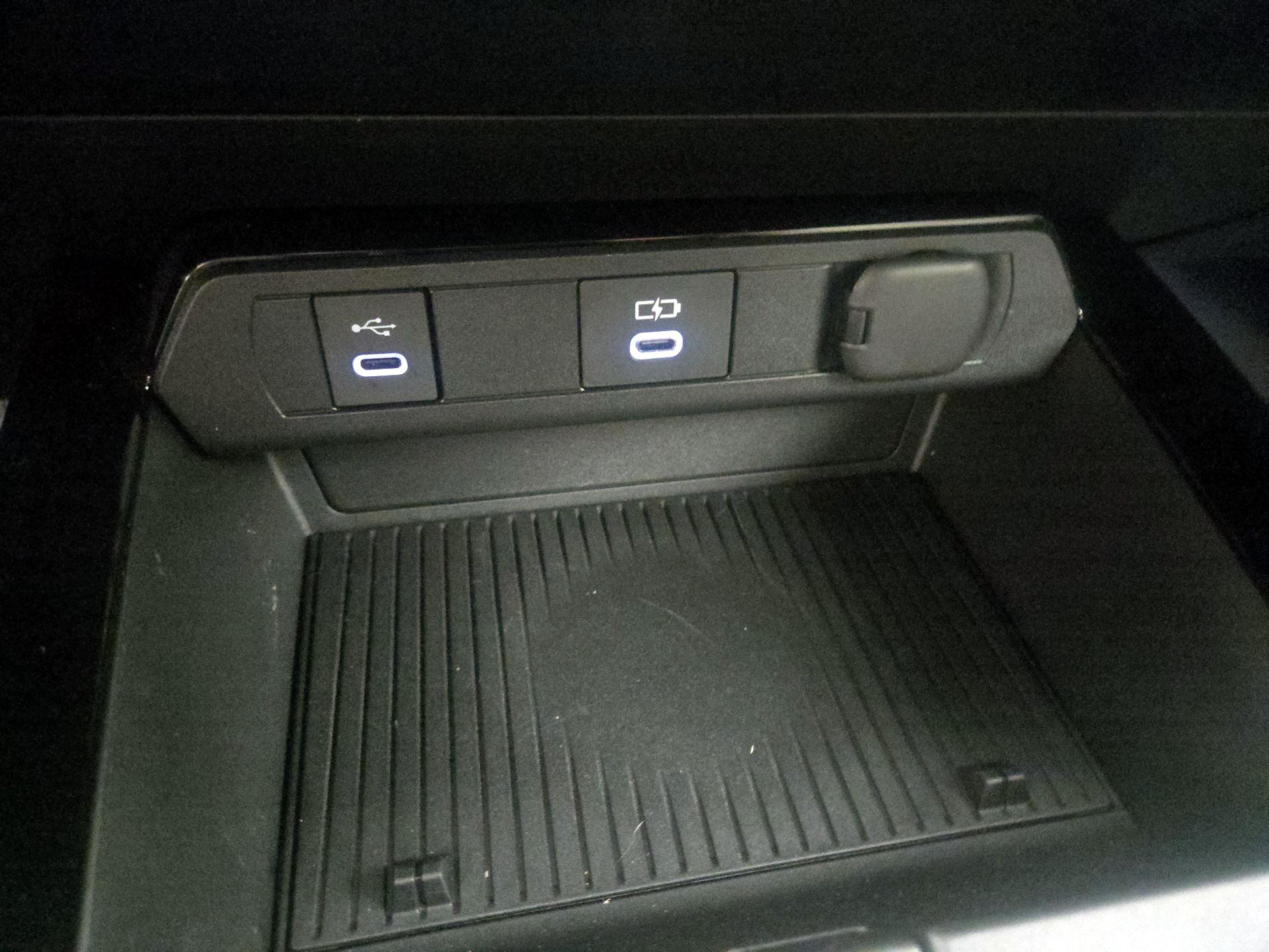 Thumbnail: 2024 Toyota Prius - 16