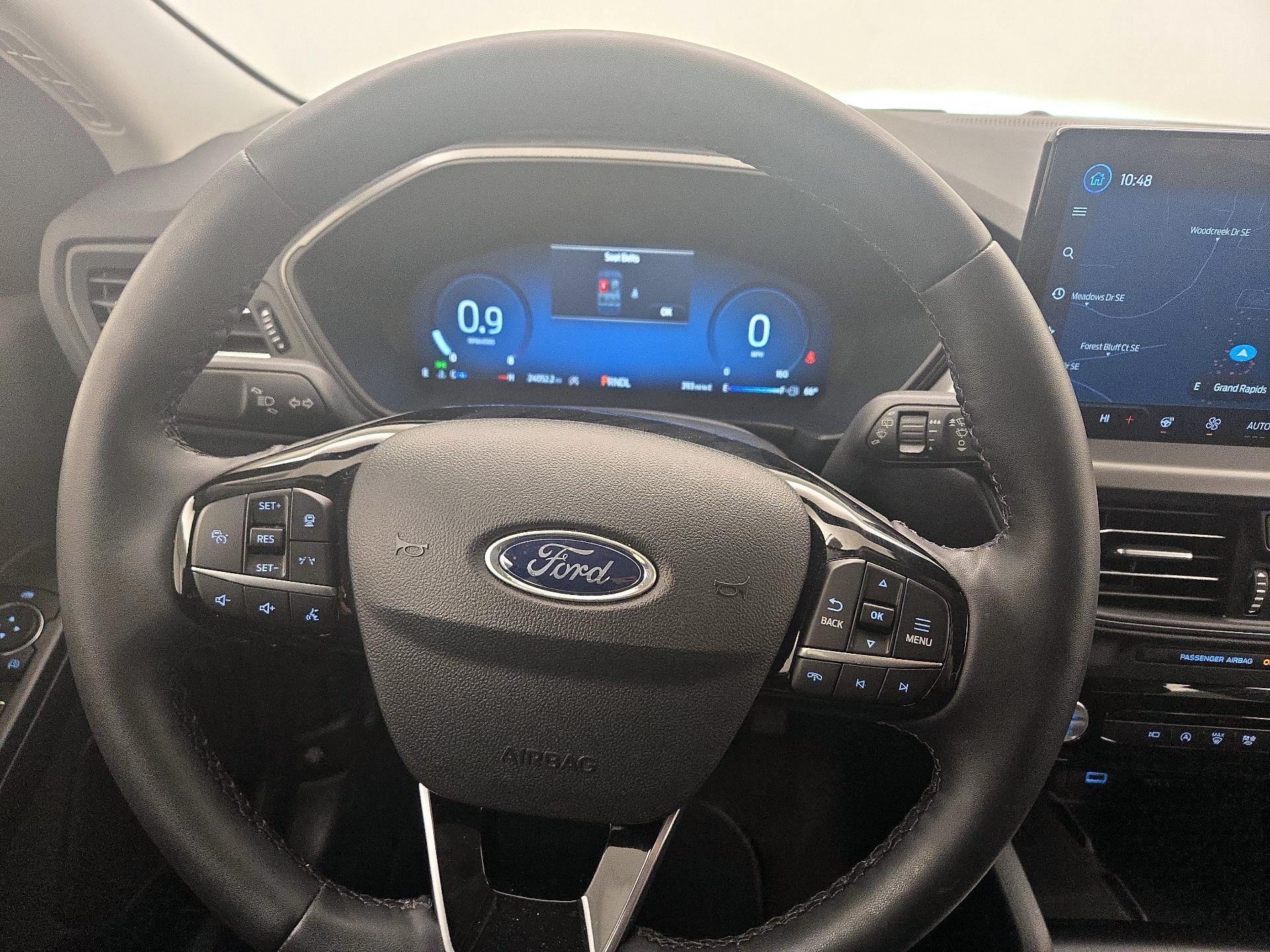 Thumbnail: 2023 Ford Escape - 10