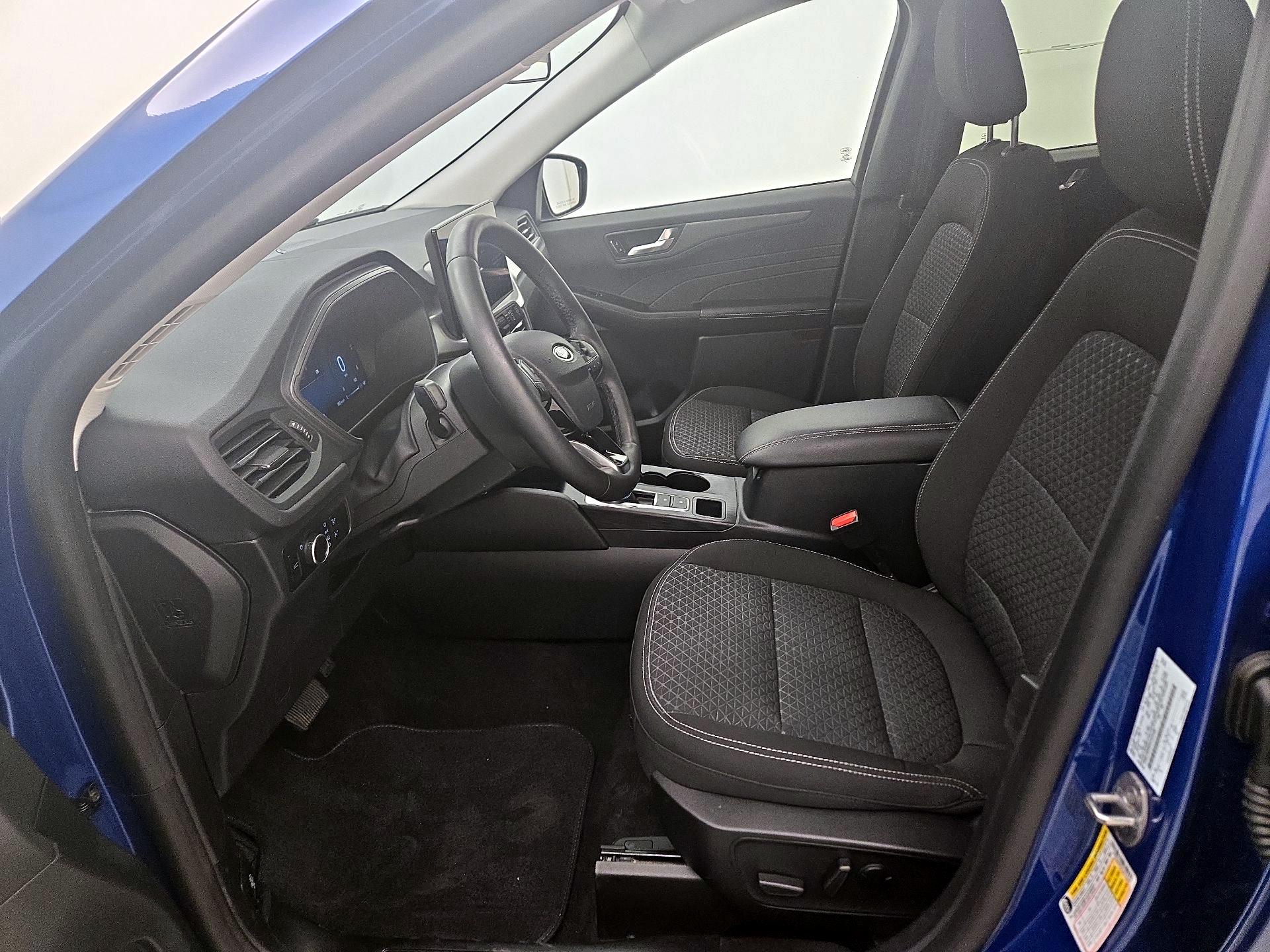 Thumbnail: 2023 Ford Escape - 11