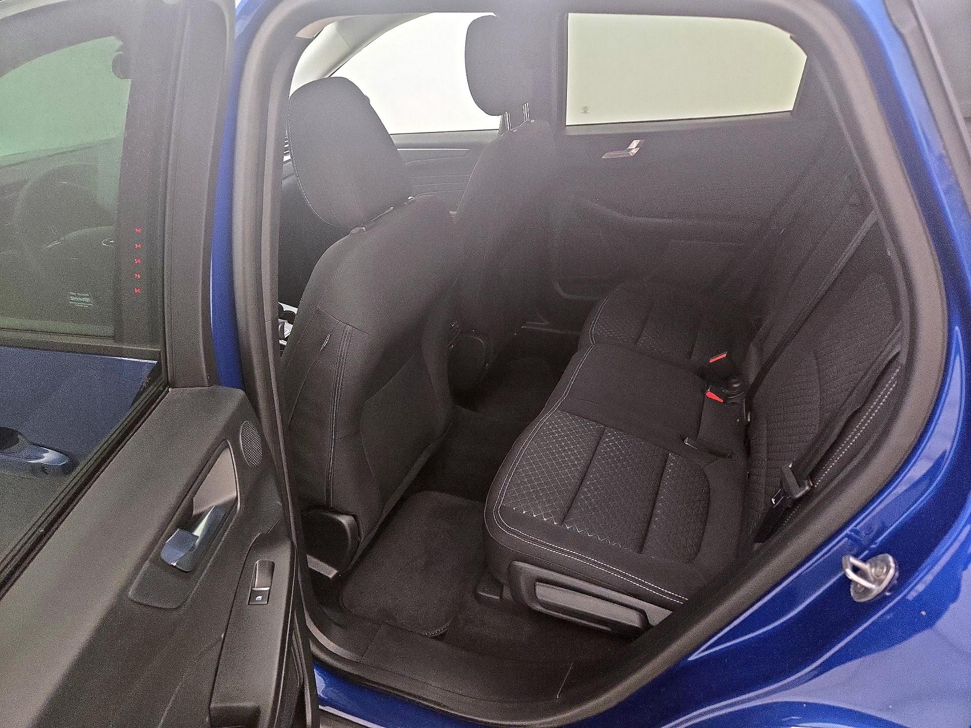 Thumbnail: 2023 Ford Escape - 20