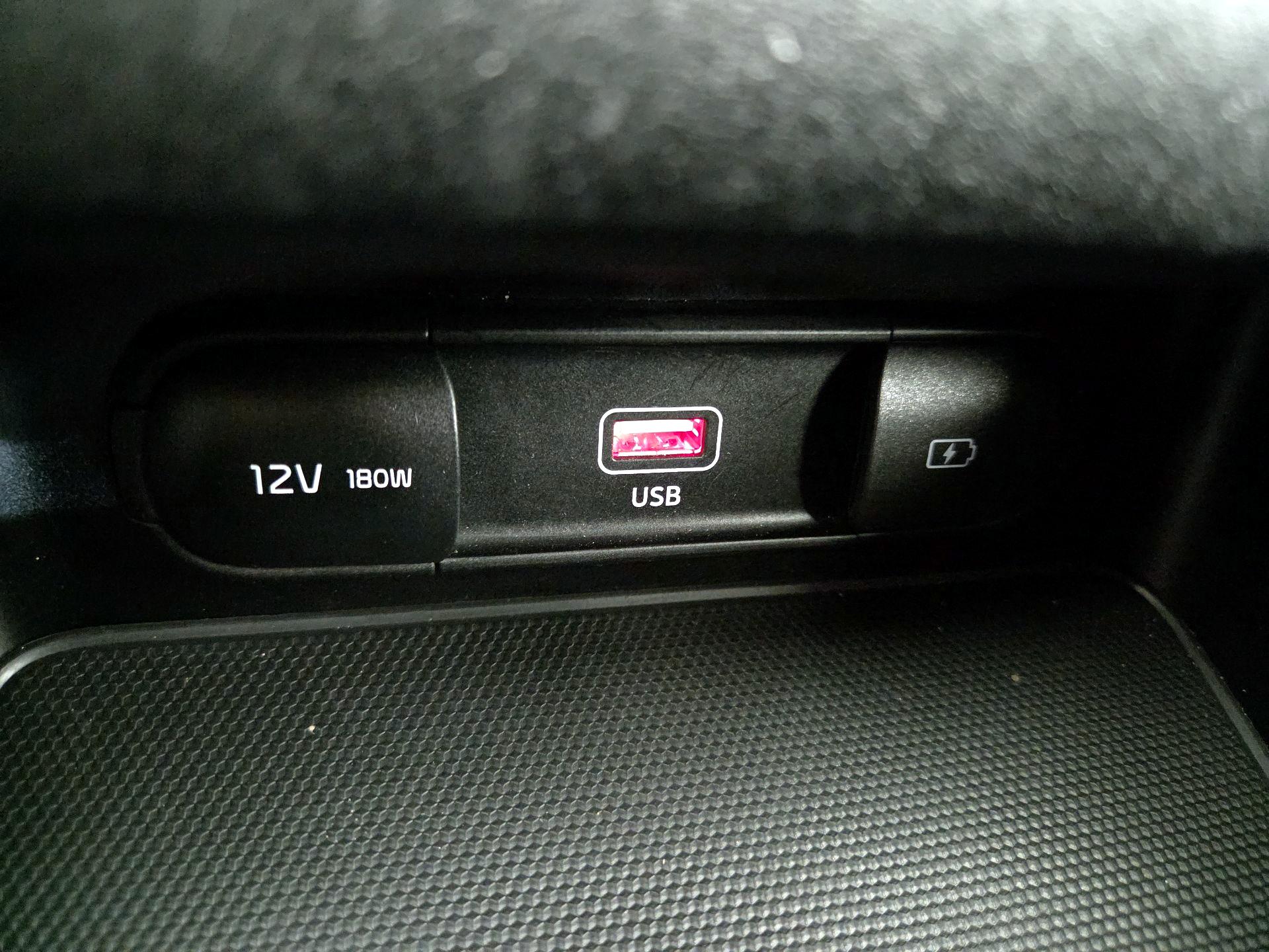 Thumbnail: 2023 Kia Forte - 19