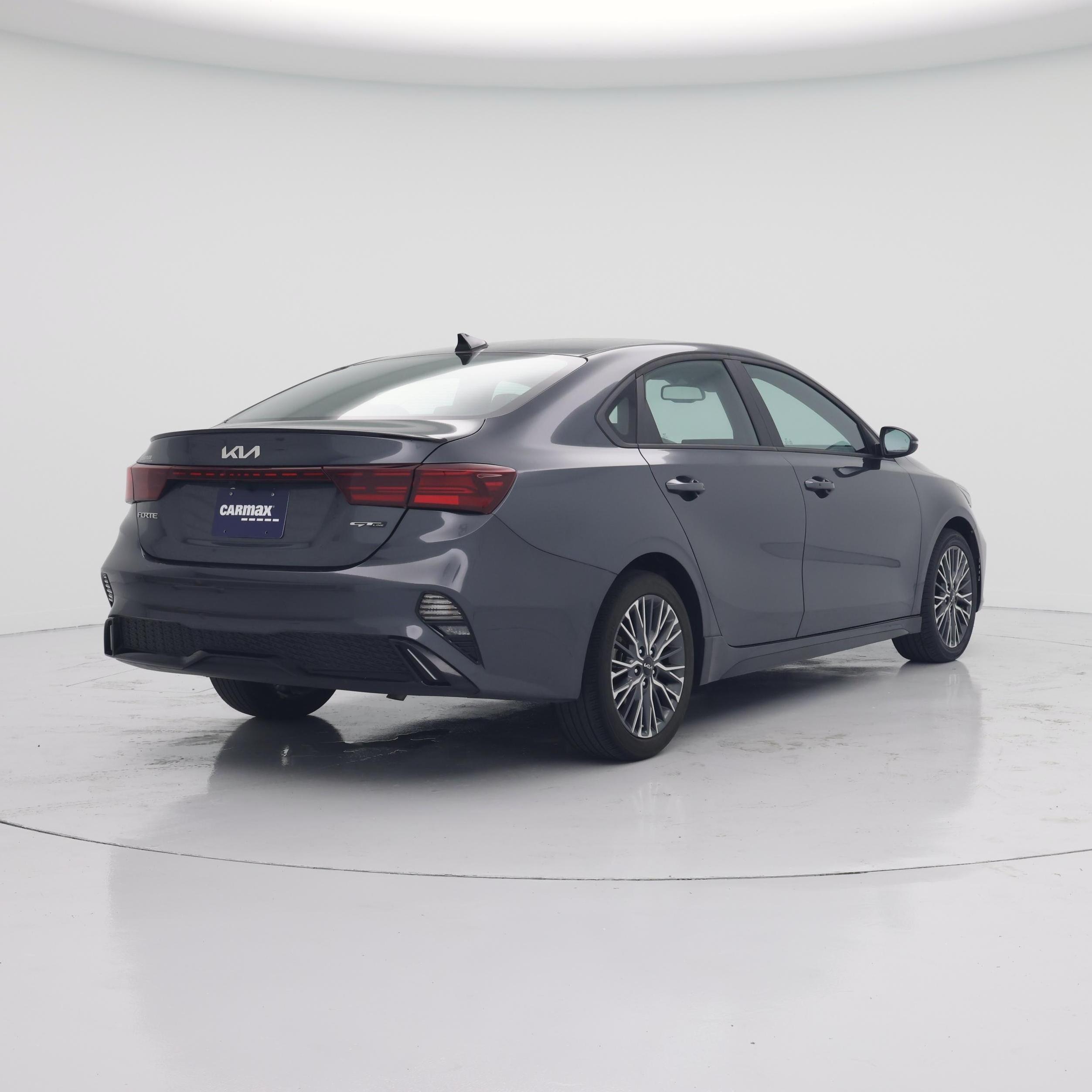 Thumbnail: 2023 Kia Forte - 8