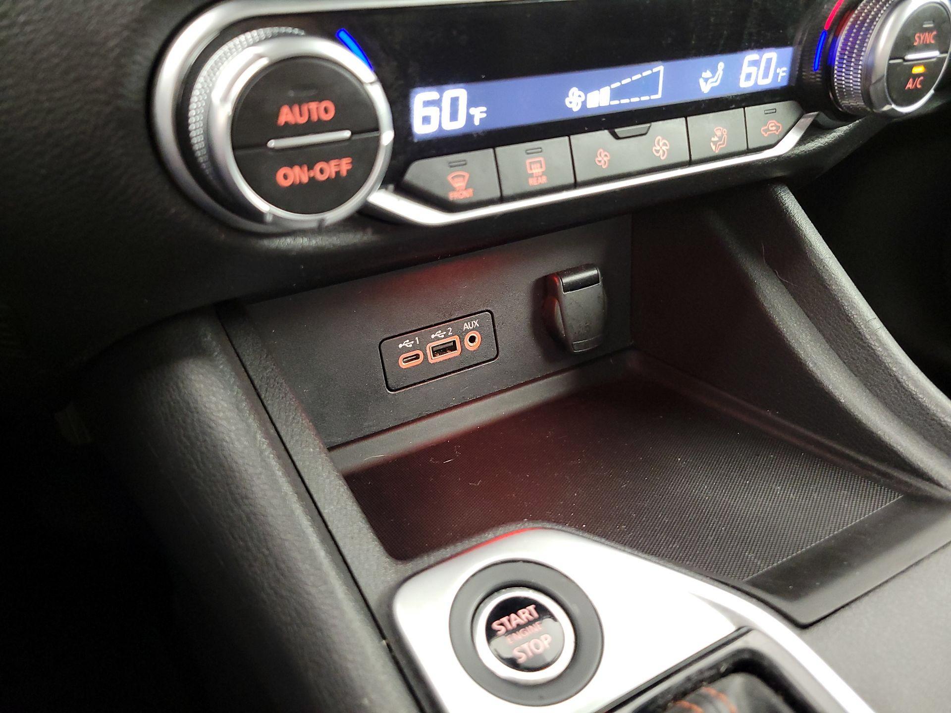 Thumbnail: 2023 Nissan Sentra - 18