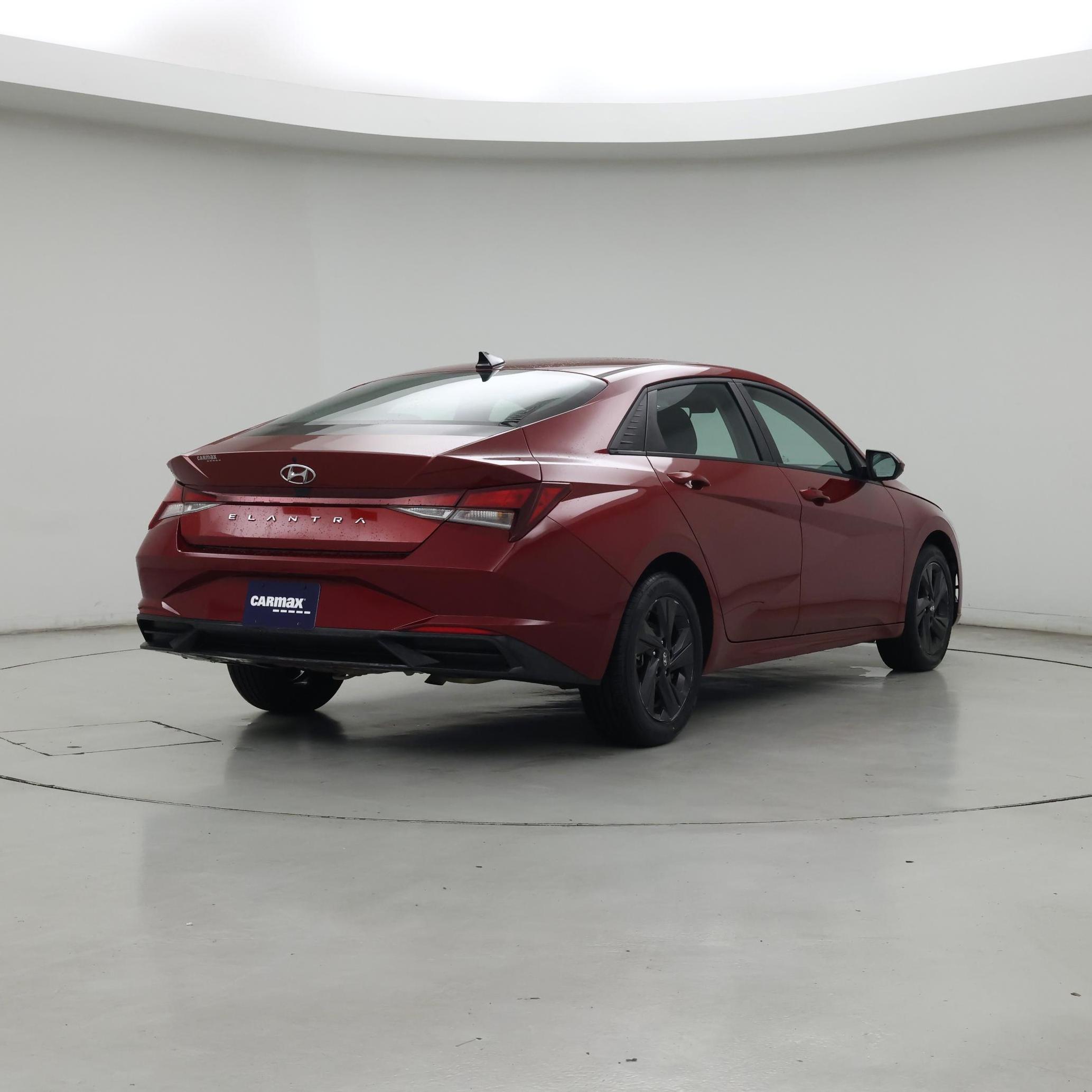 Thumbnail: 2023 Hyundai Elantra - 8