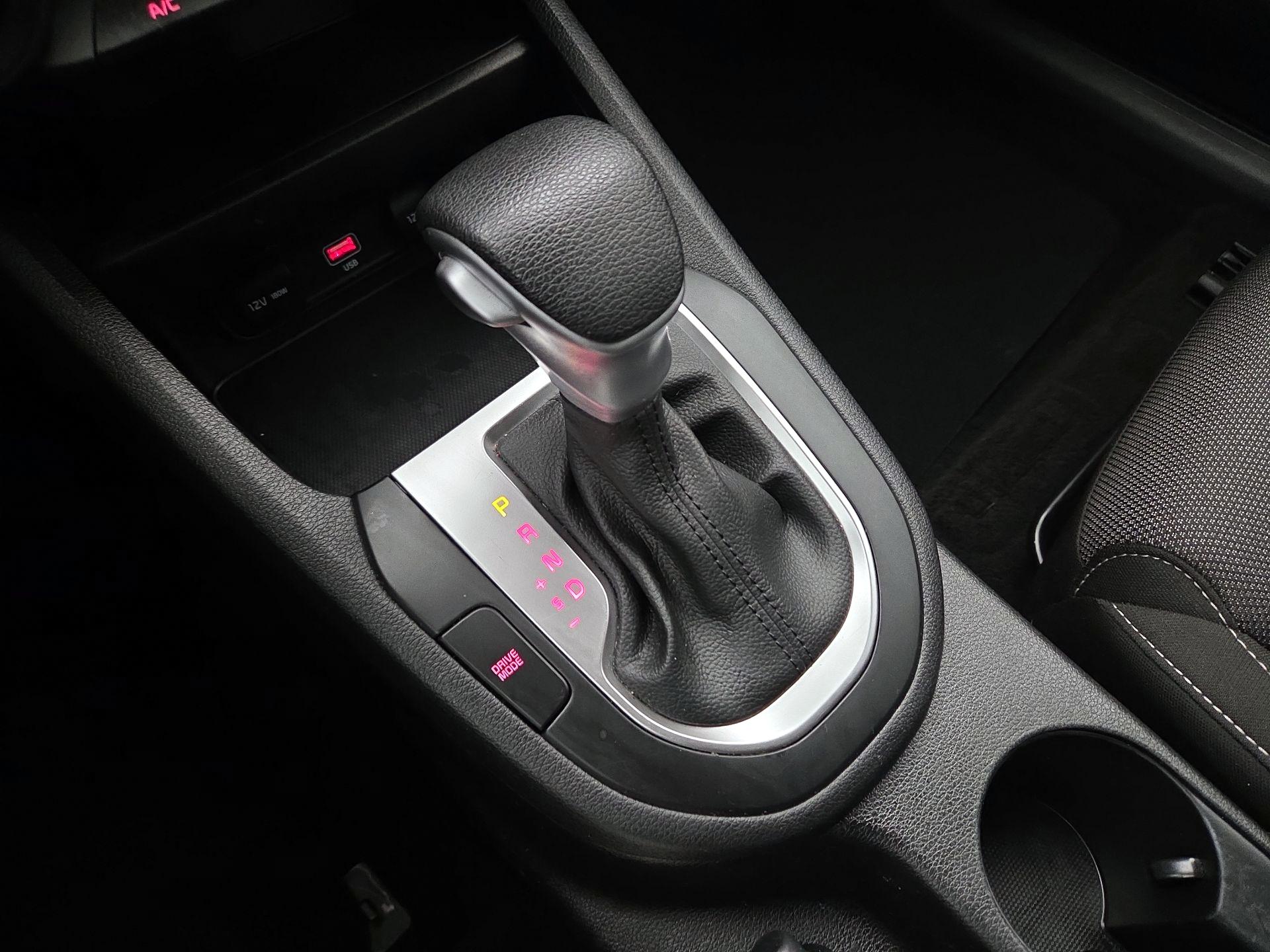 Thumbnail: 2023 Kia Forte - 17
