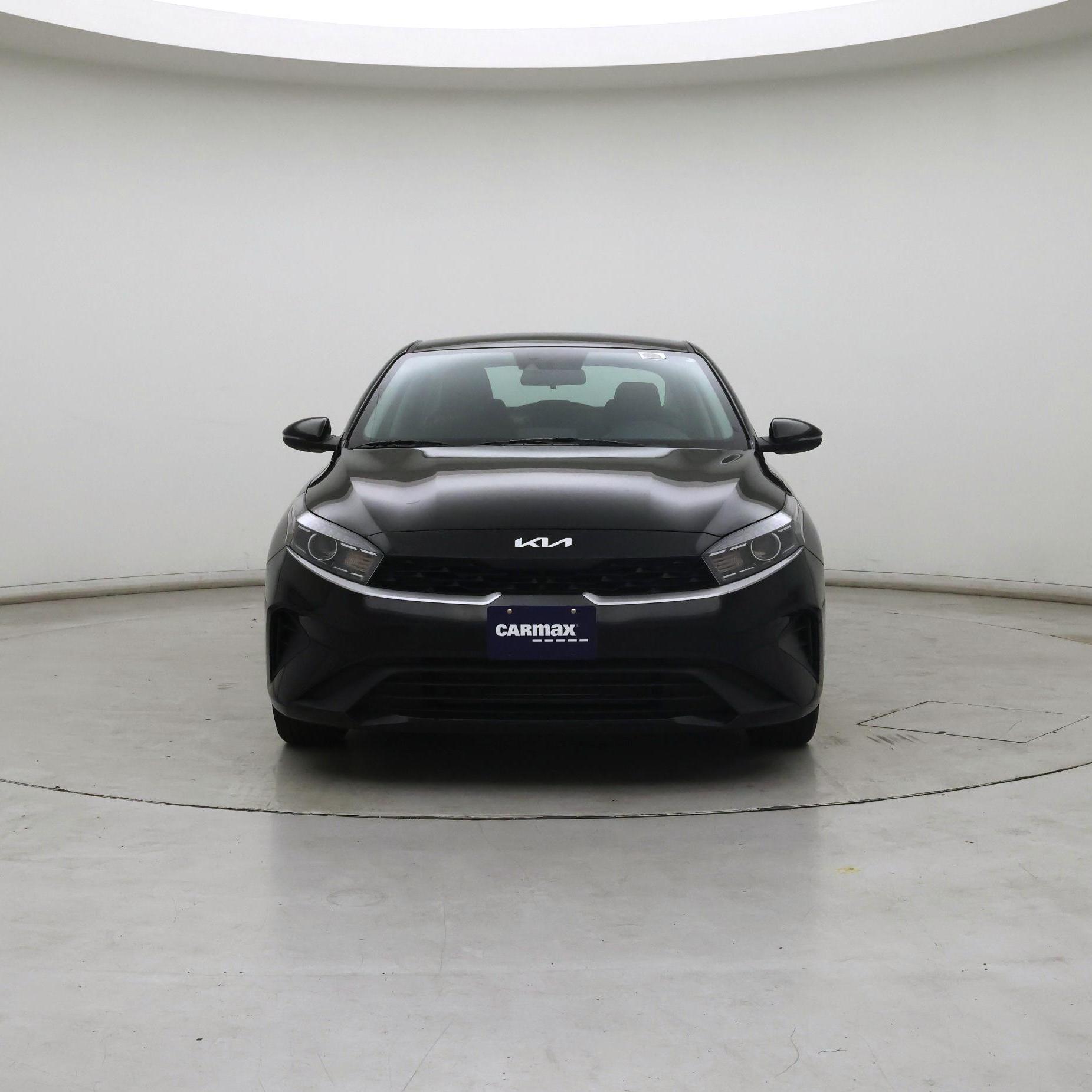 Thumbnail: 2023 Kia Forte - 5