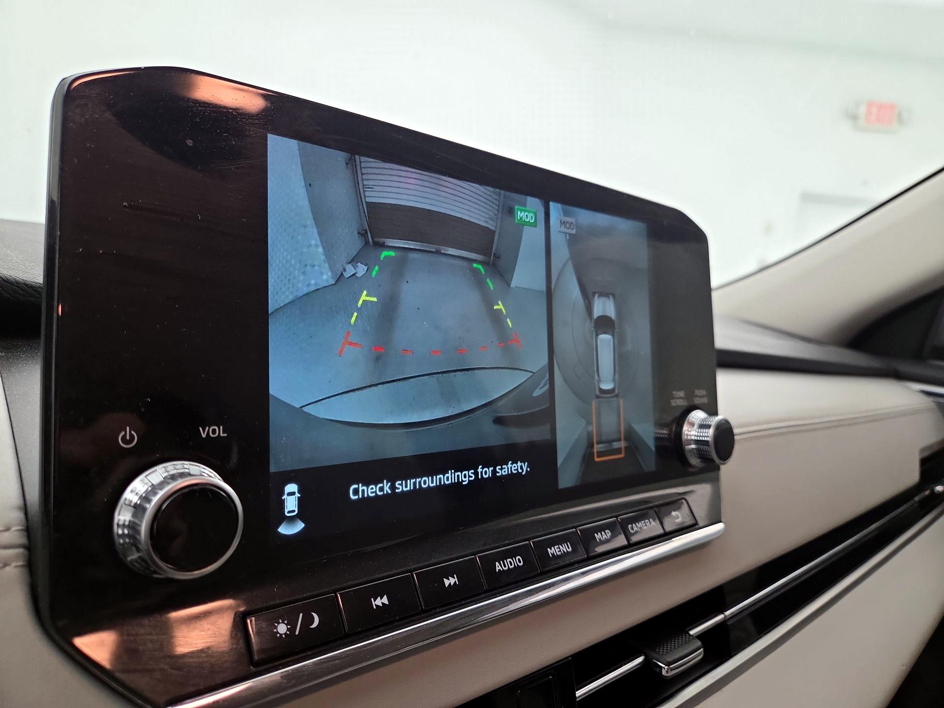 Thumbnail: 2024 Mitsubishi Outlander - 14