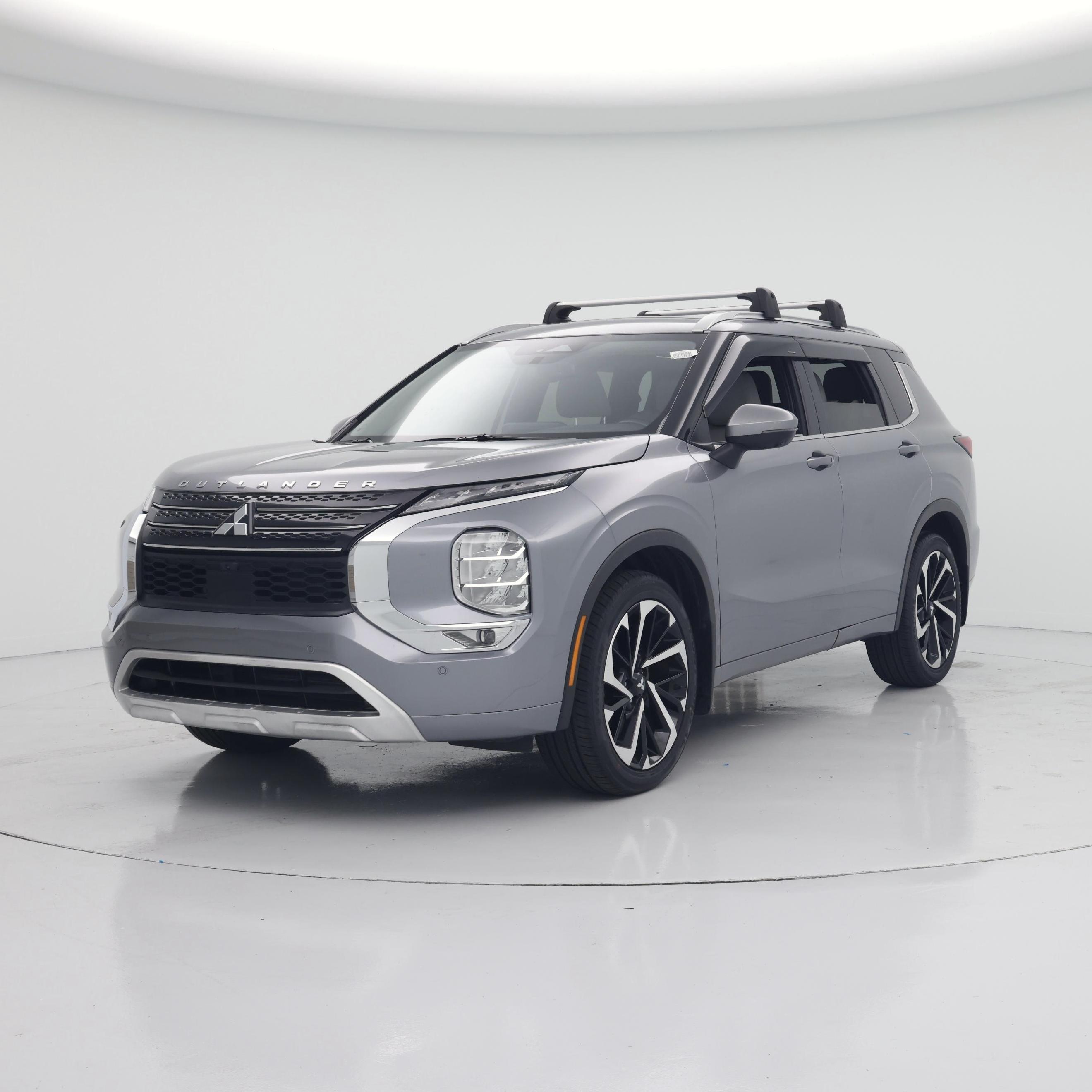 Thumbnail: 2024 Mitsubishi Outlander - 4