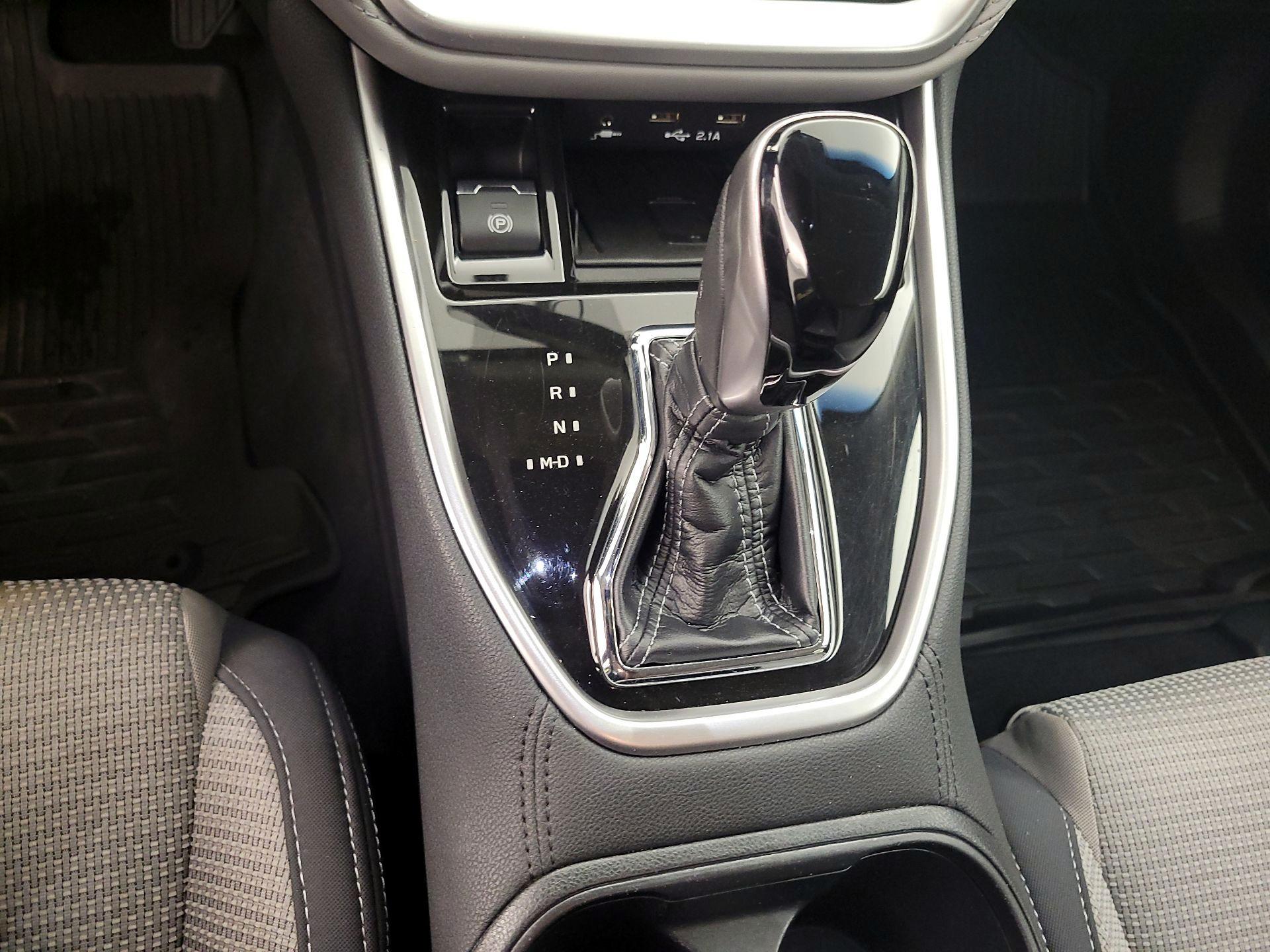 Thumbnail: 2022 Subaru Outback - 17