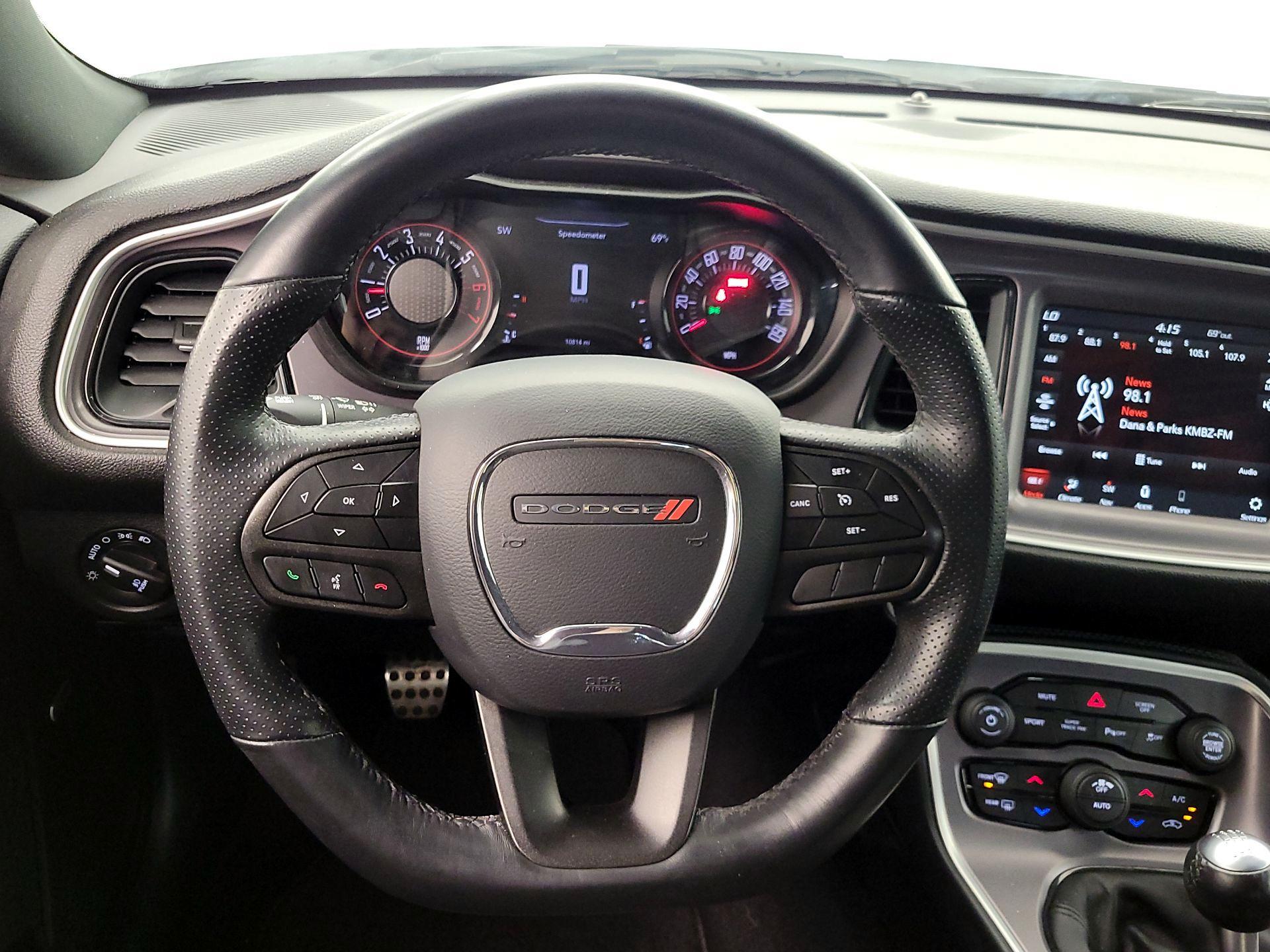 Thumbnail: 2022 Dodge Challenger - 10