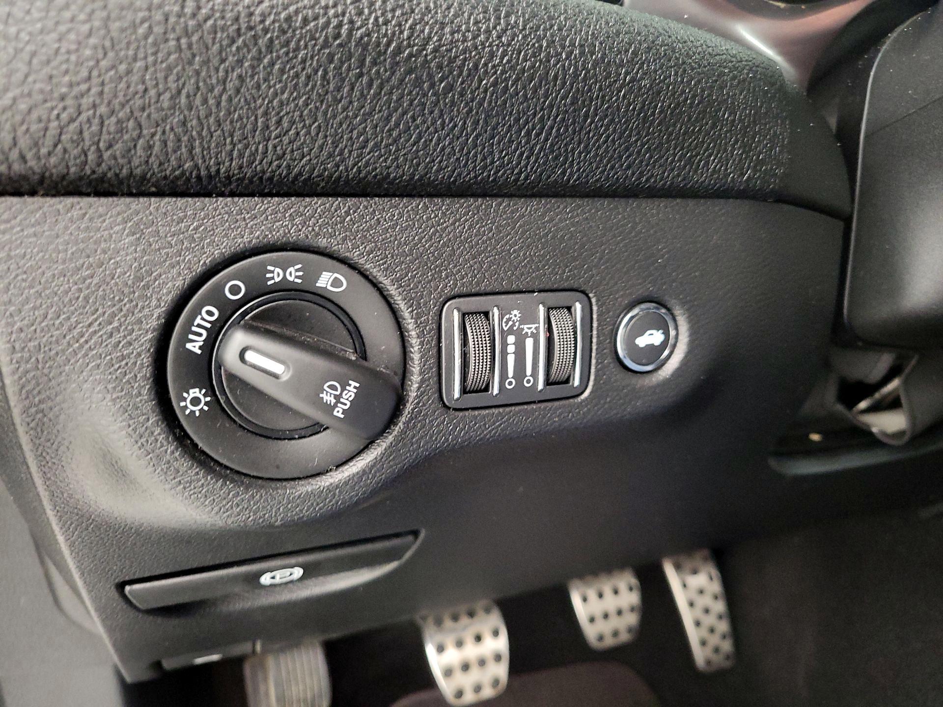 Thumbnail: 2022 Dodge Challenger - 13