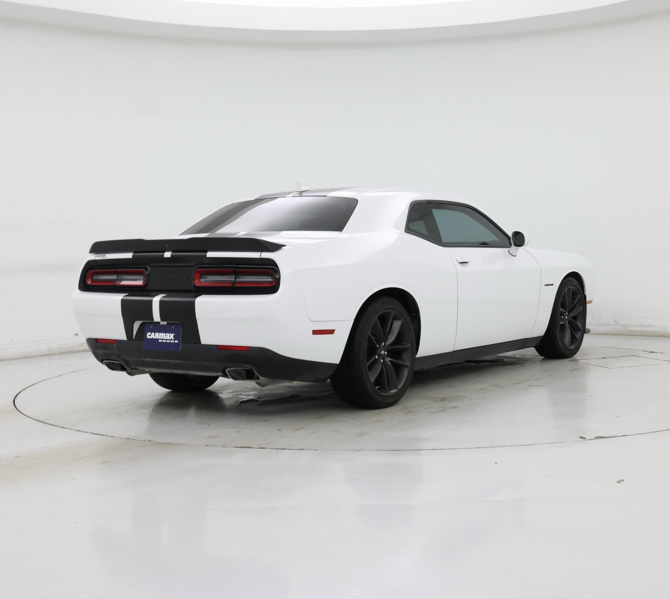 Thumbnail: 2022 Dodge Challenger - 8
