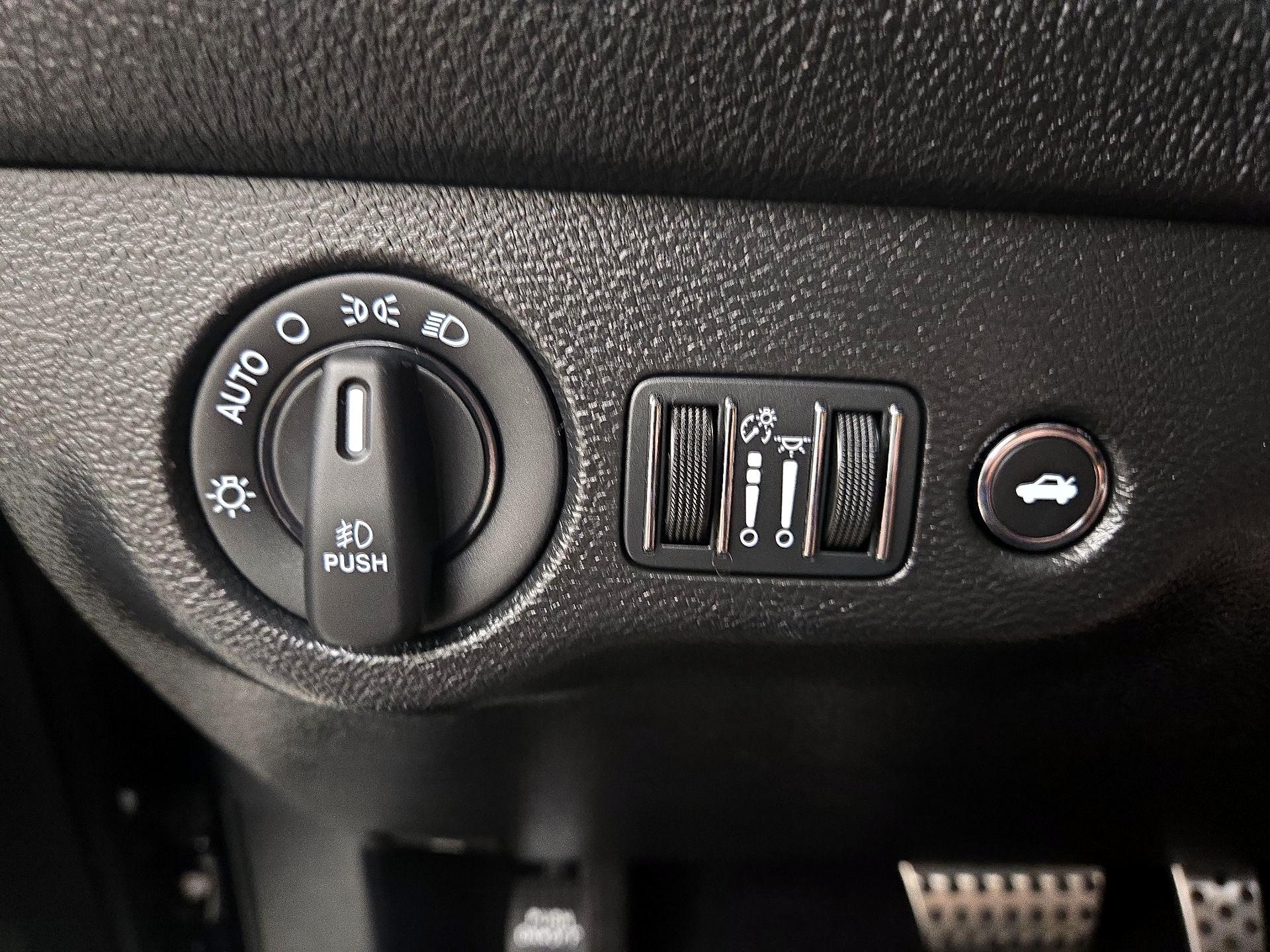 Thumbnail: 2021 Dodge Challenger - 13