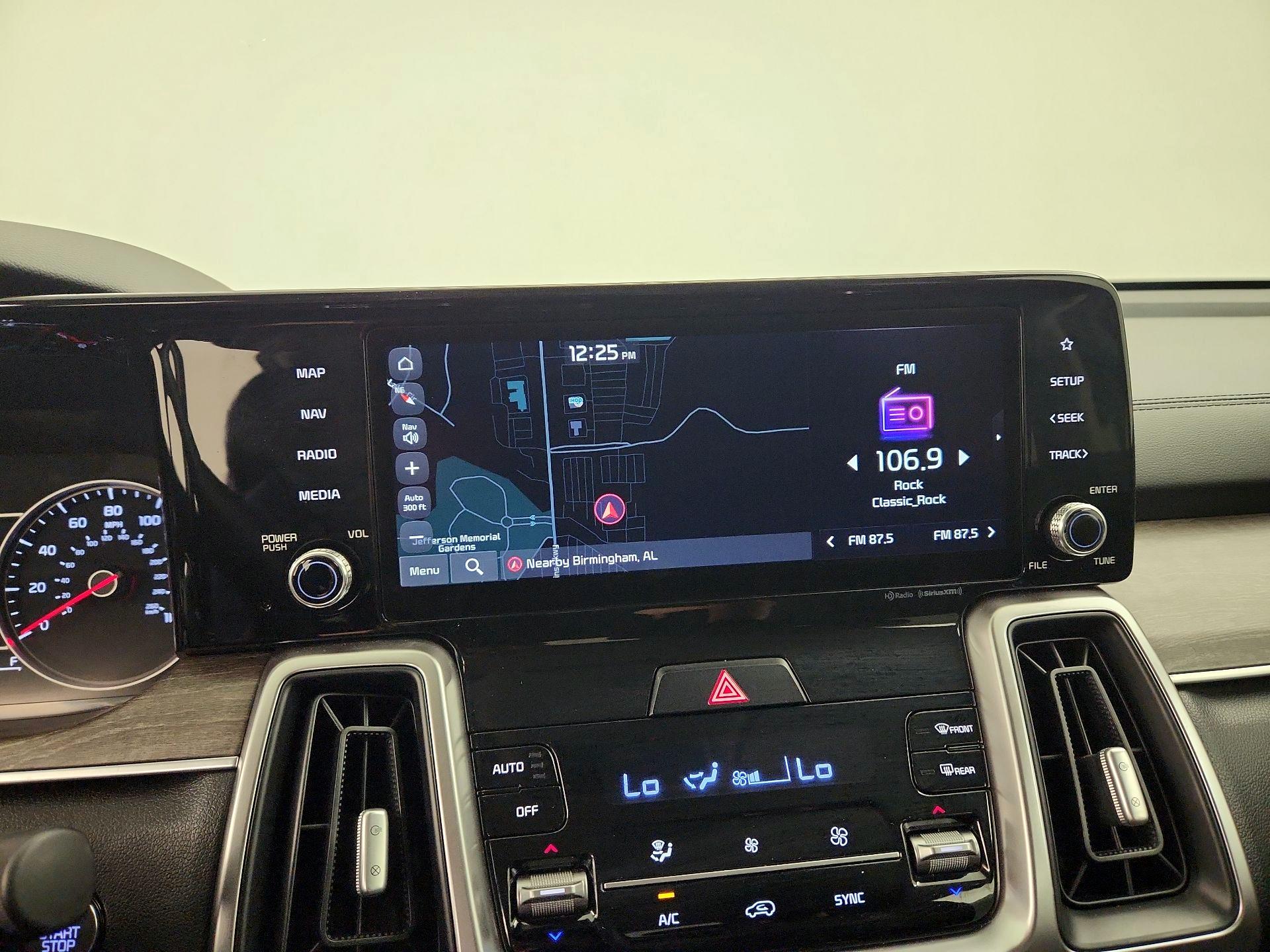 Thumbnail: 2022 Kia Sorento - 14