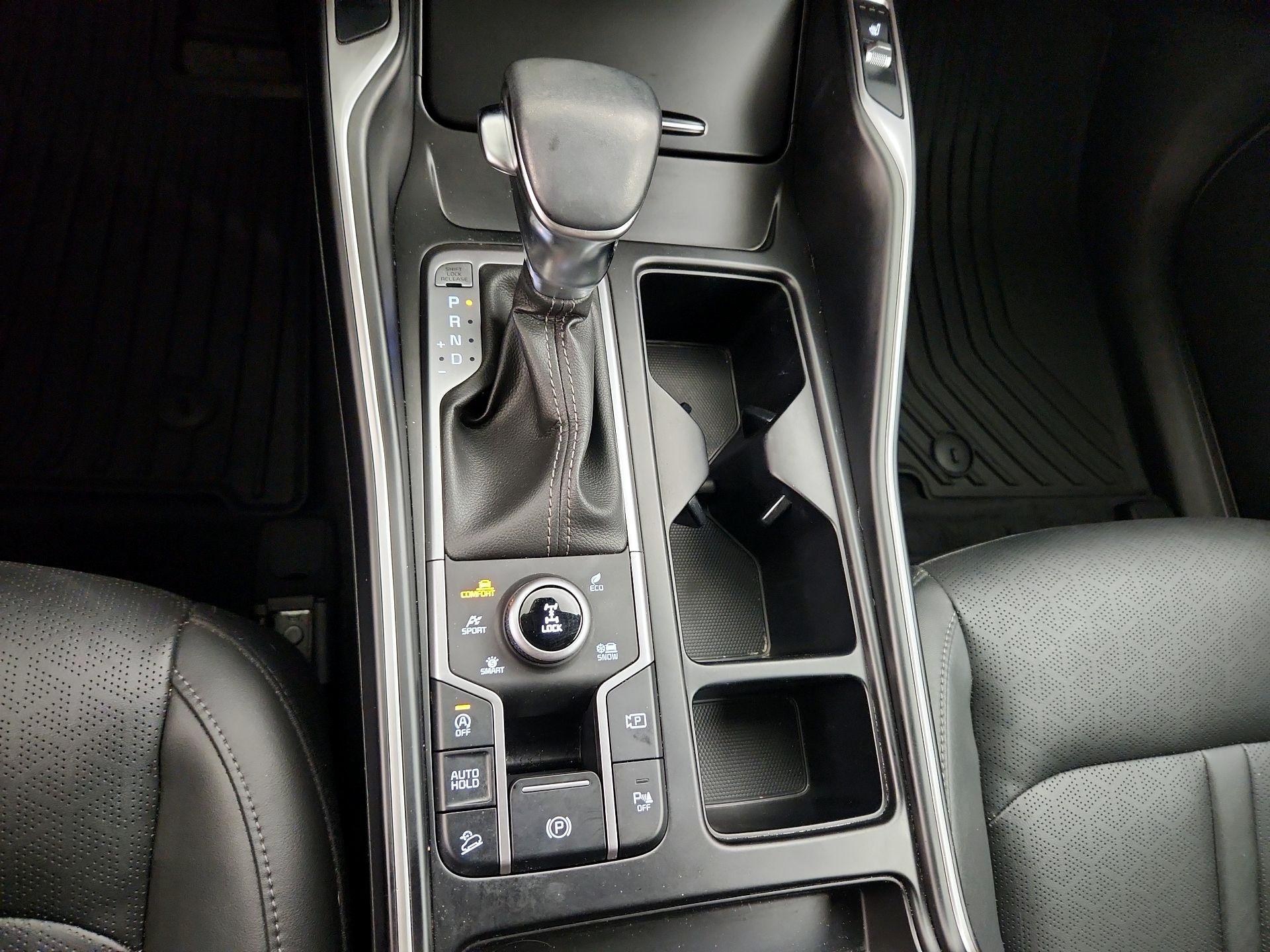 Thumbnail: 2022 Kia Sorento - 18