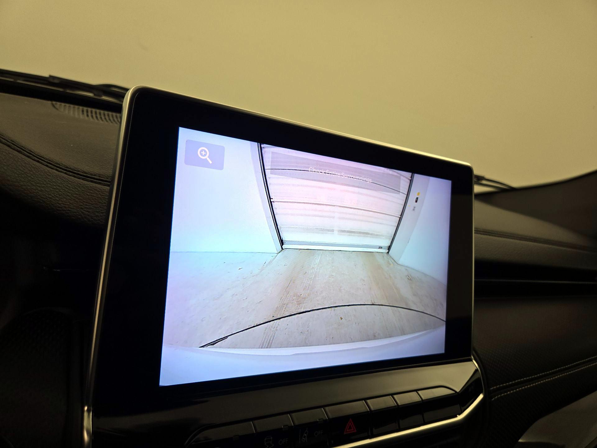 Thumbnail: 2022 Jeep Compass - 14