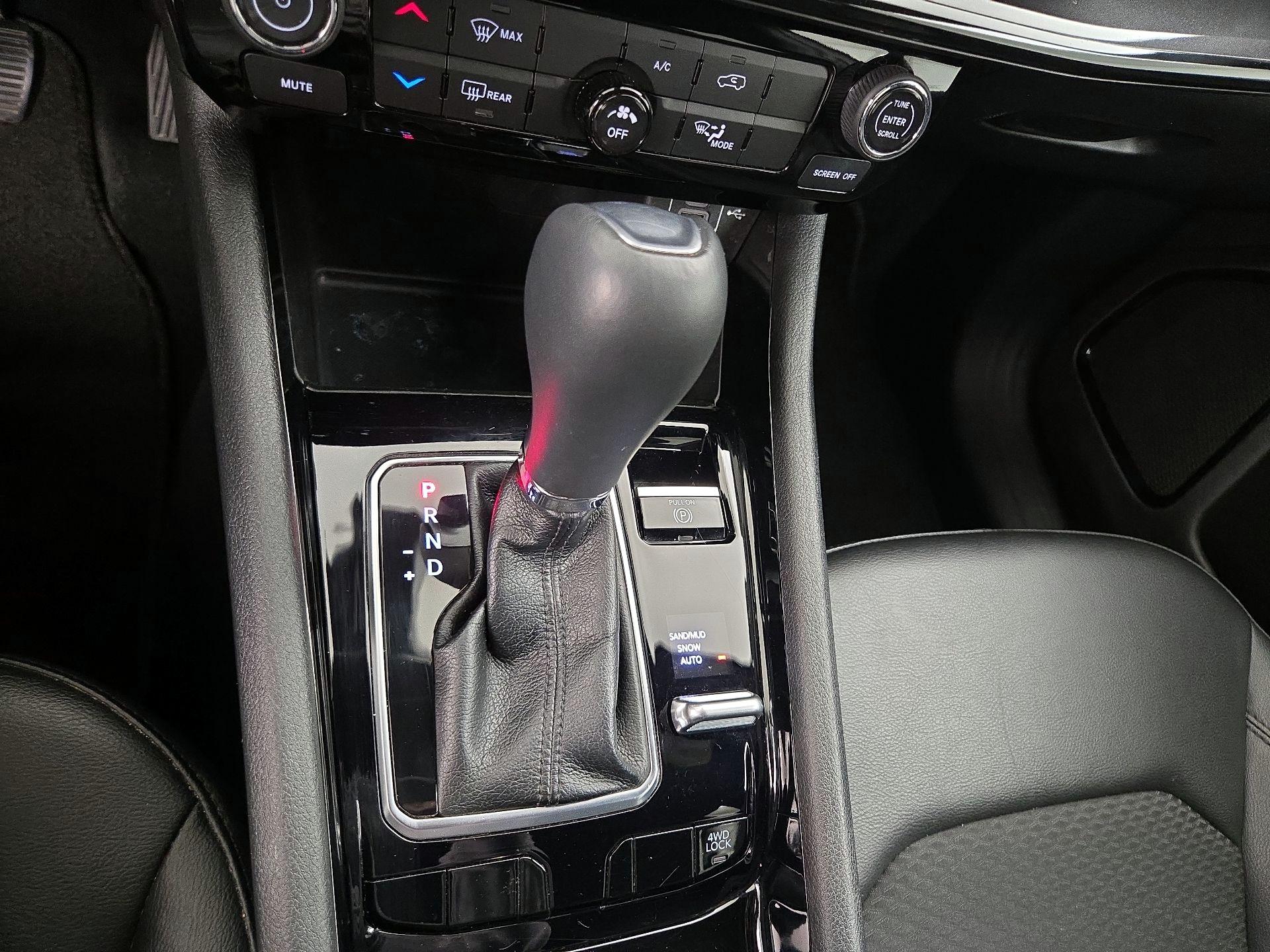 Thumbnail: 2022 Jeep Compass - 17