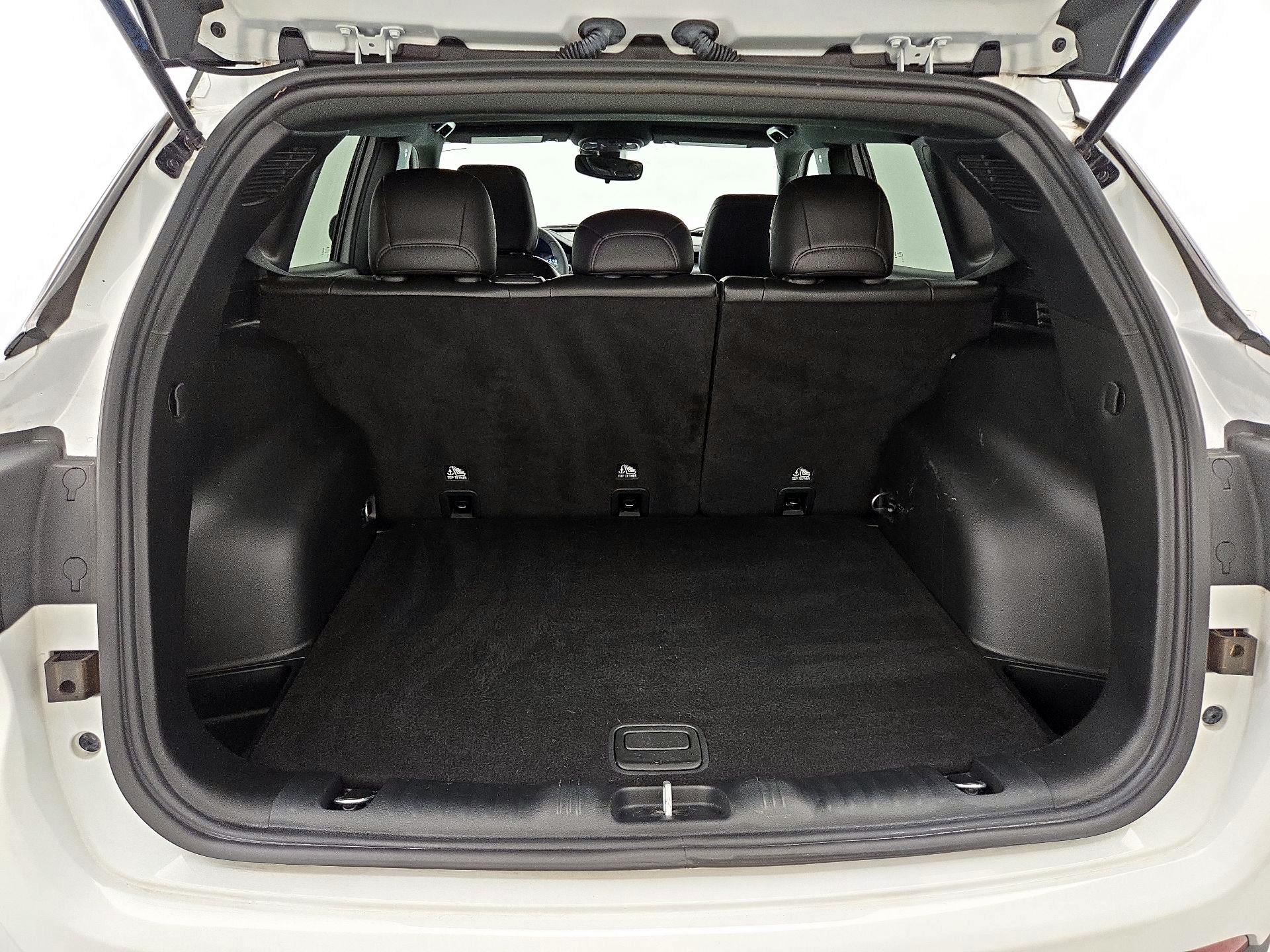 Thumbnail: 2022 Jeep Compass - 20