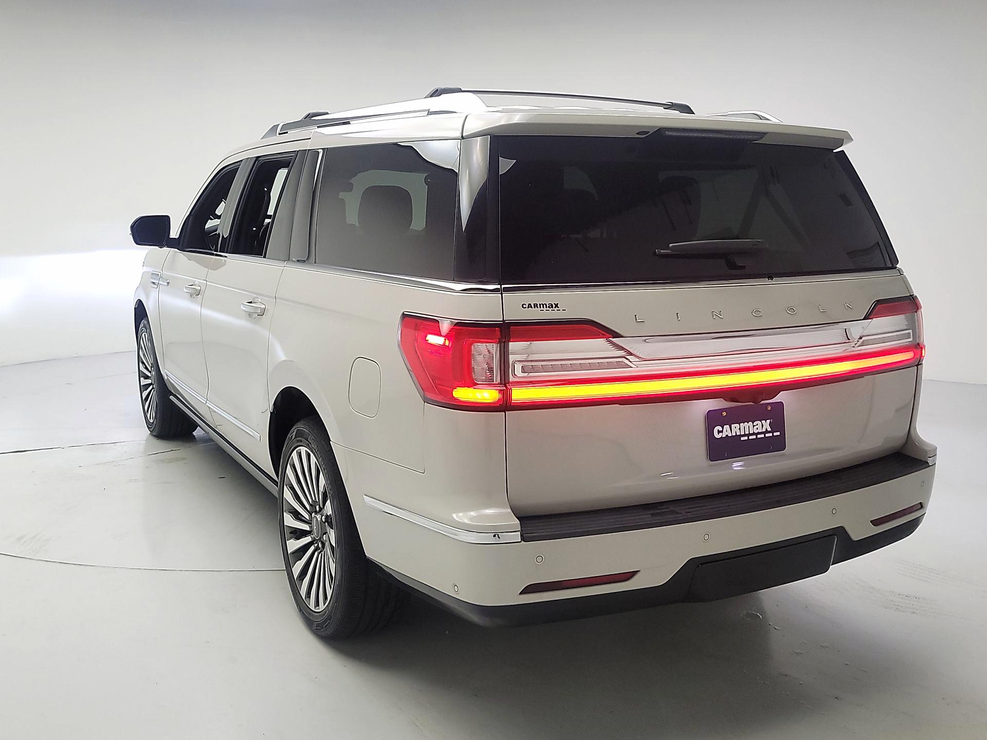 Thumbnail: 2019 Lincoln Navigator L - 7