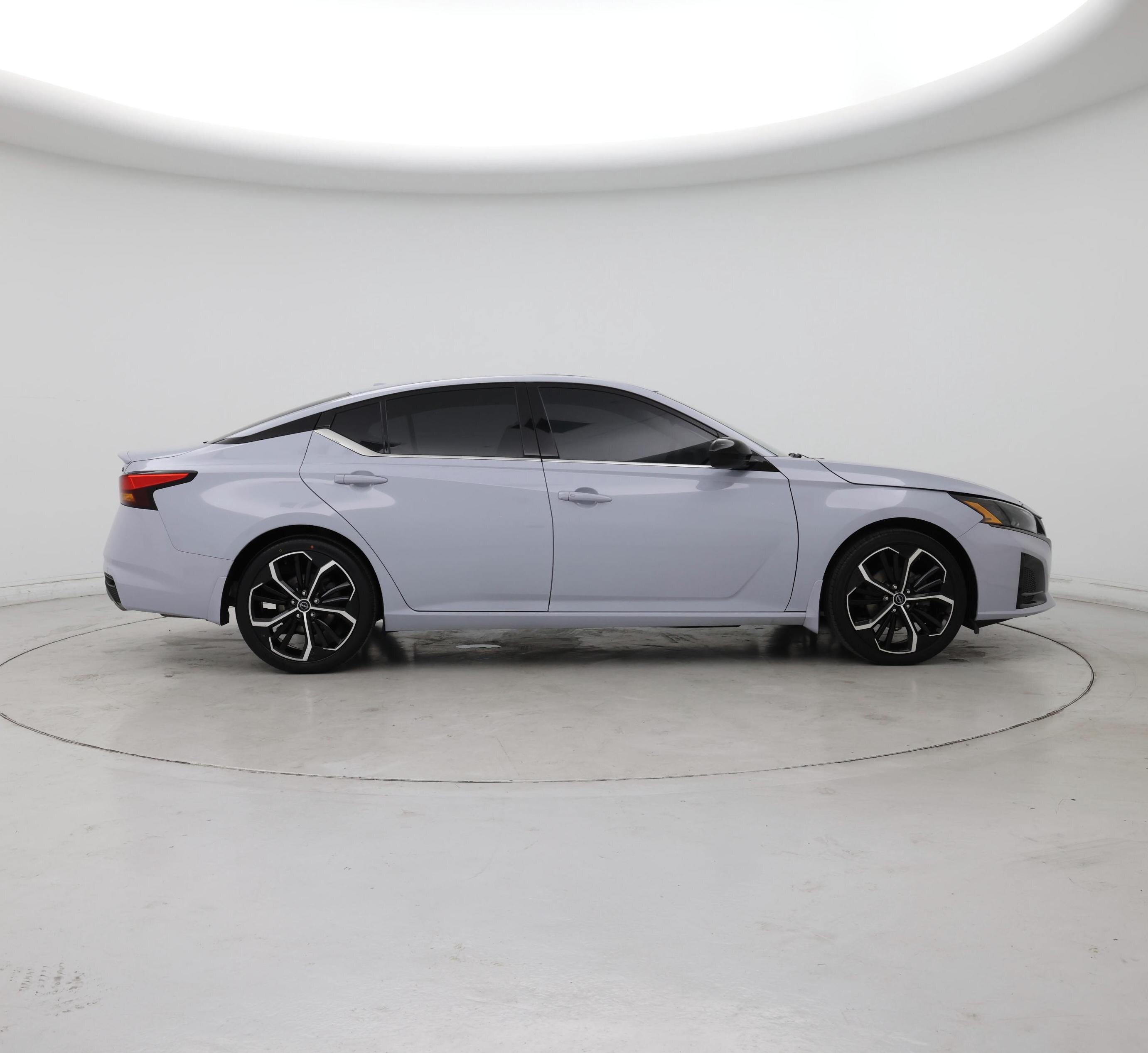 Thumbnail: 2023 Nissan Altima - 7