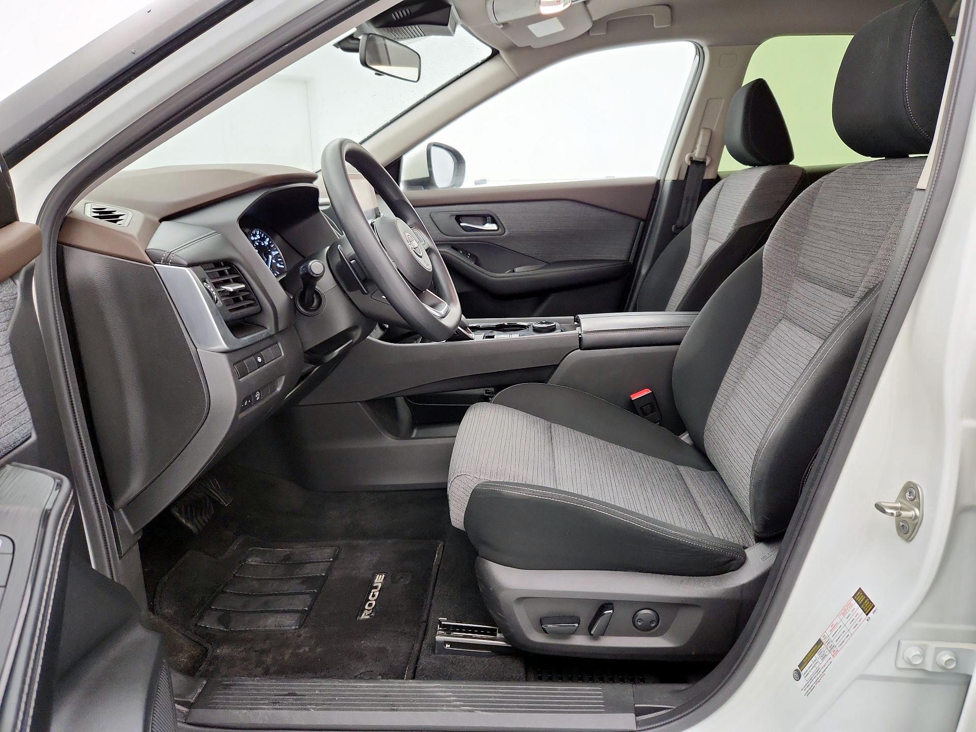 Thumbnail: 2023 Nissan Rogue - 11