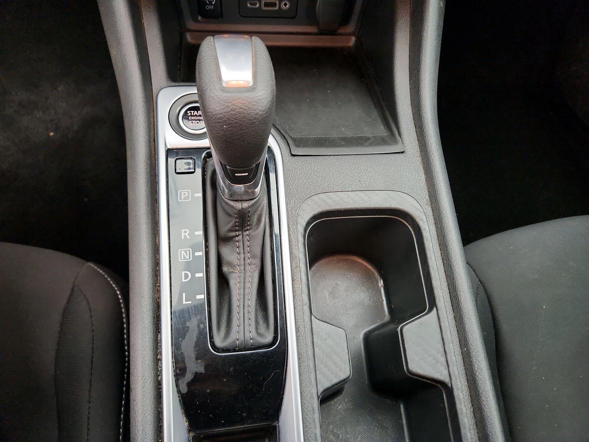 Thumbnail: 2024 Nissan Sentra - 17