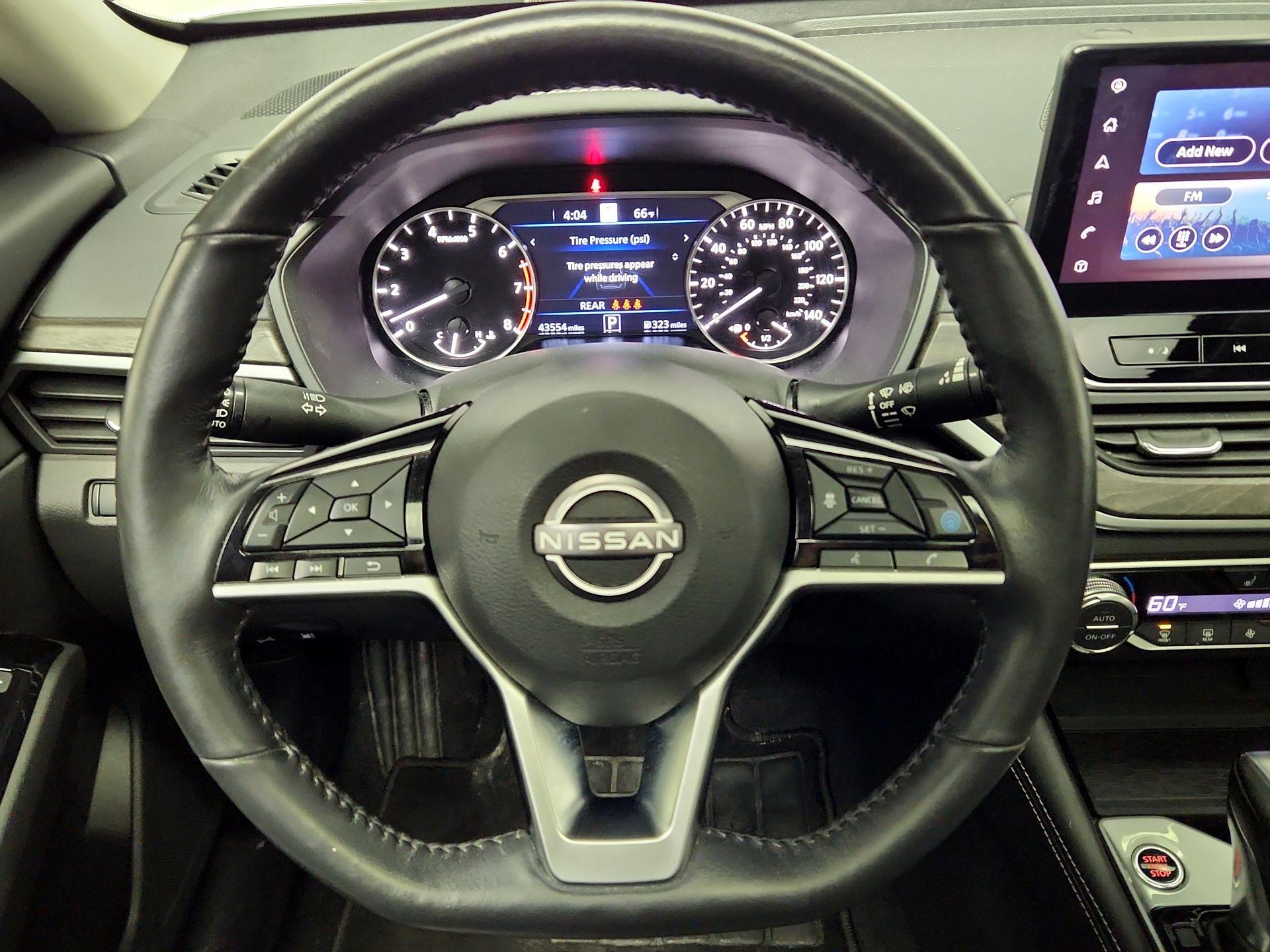 Thumbnail: 2023 Nissan Altima - 10