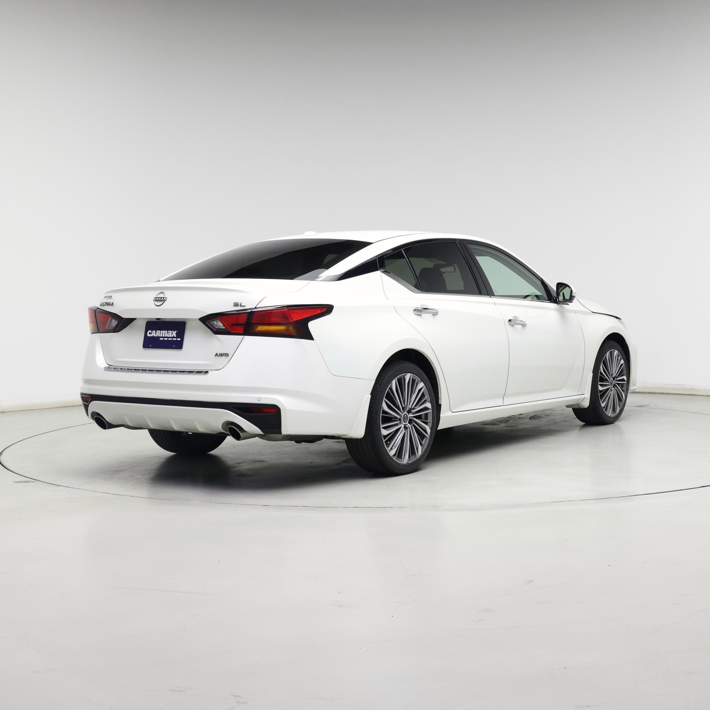 Thumbnail: 2023 Nissan Altima - 8